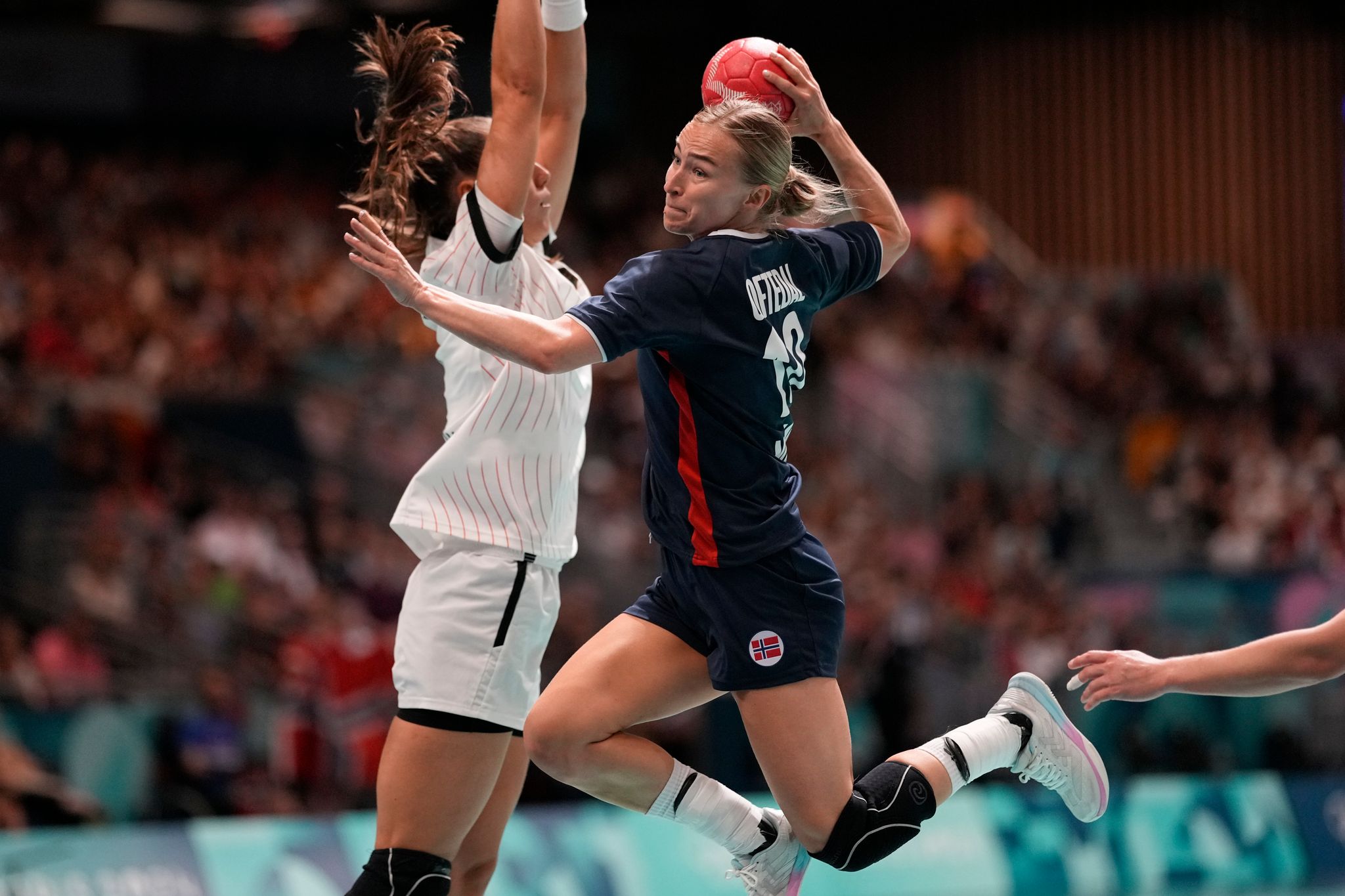 Deutsche Handballerinnen zittern um Viertelfinaleinzug