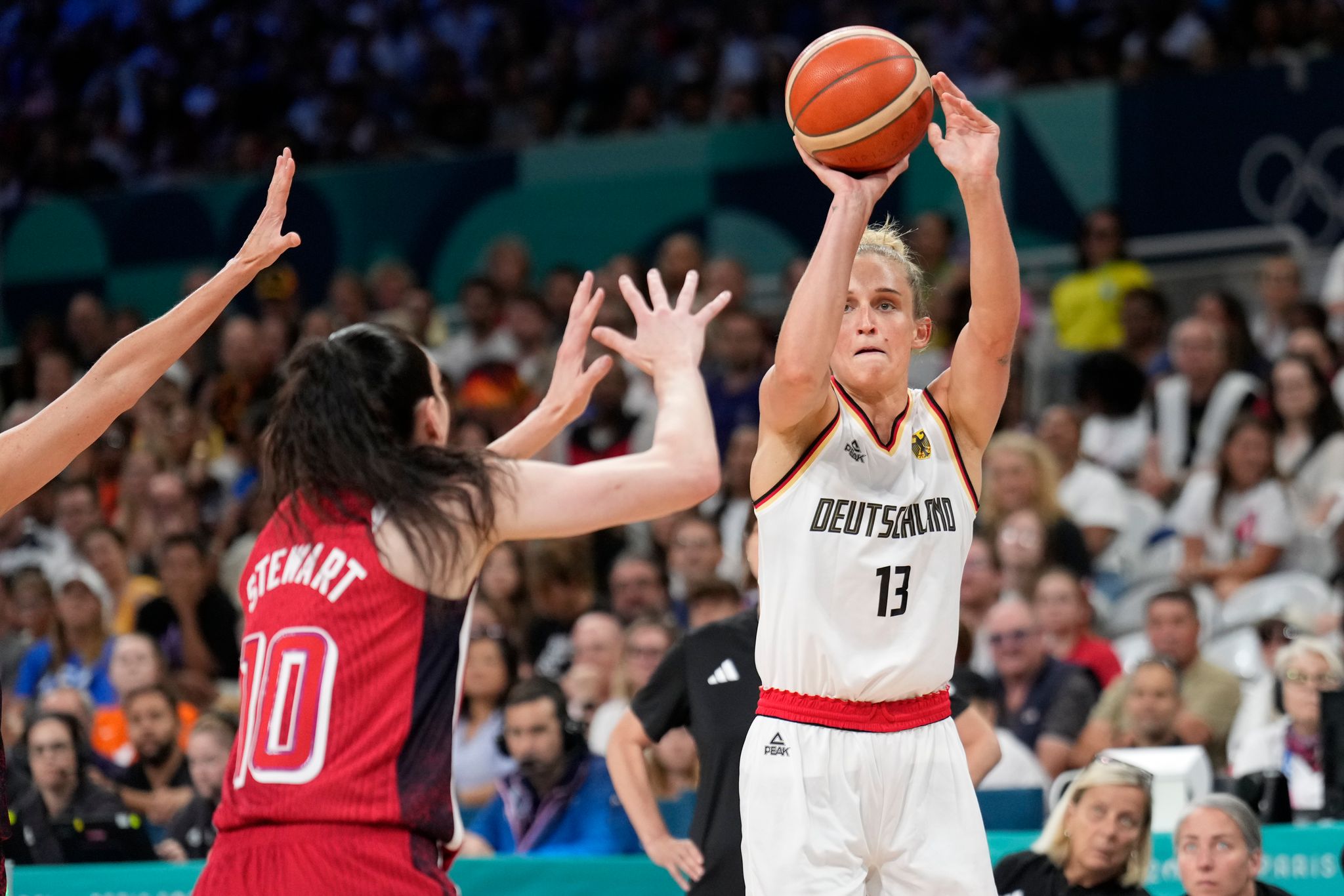 Basketballerinnen verlieren gegen Topfavorit USA