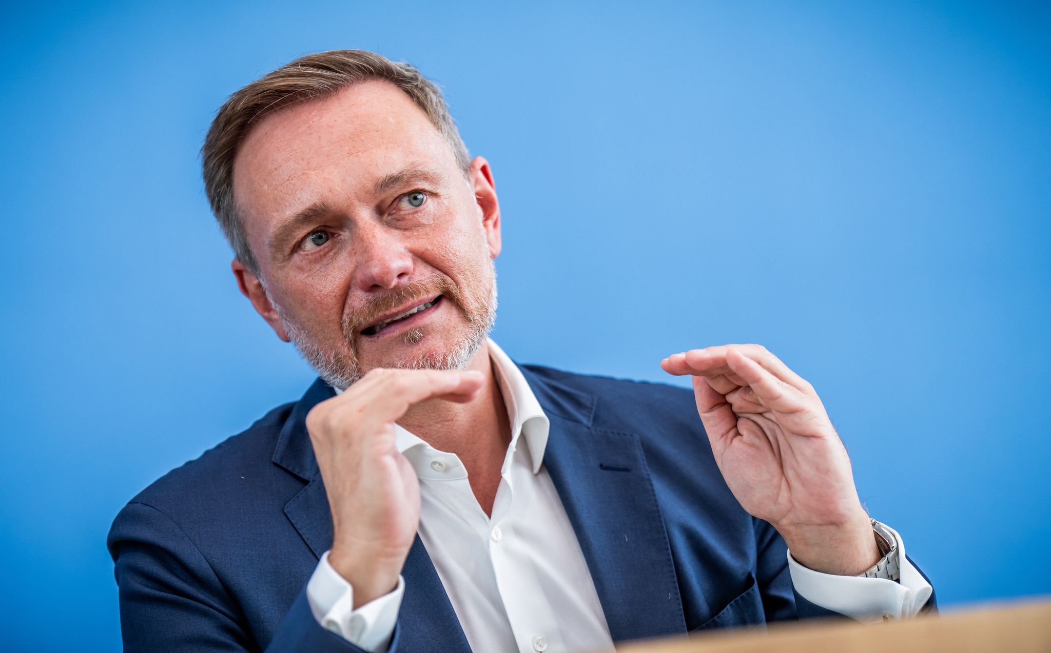 Linke zieht gegen Lindner vor Verfassungsgericht