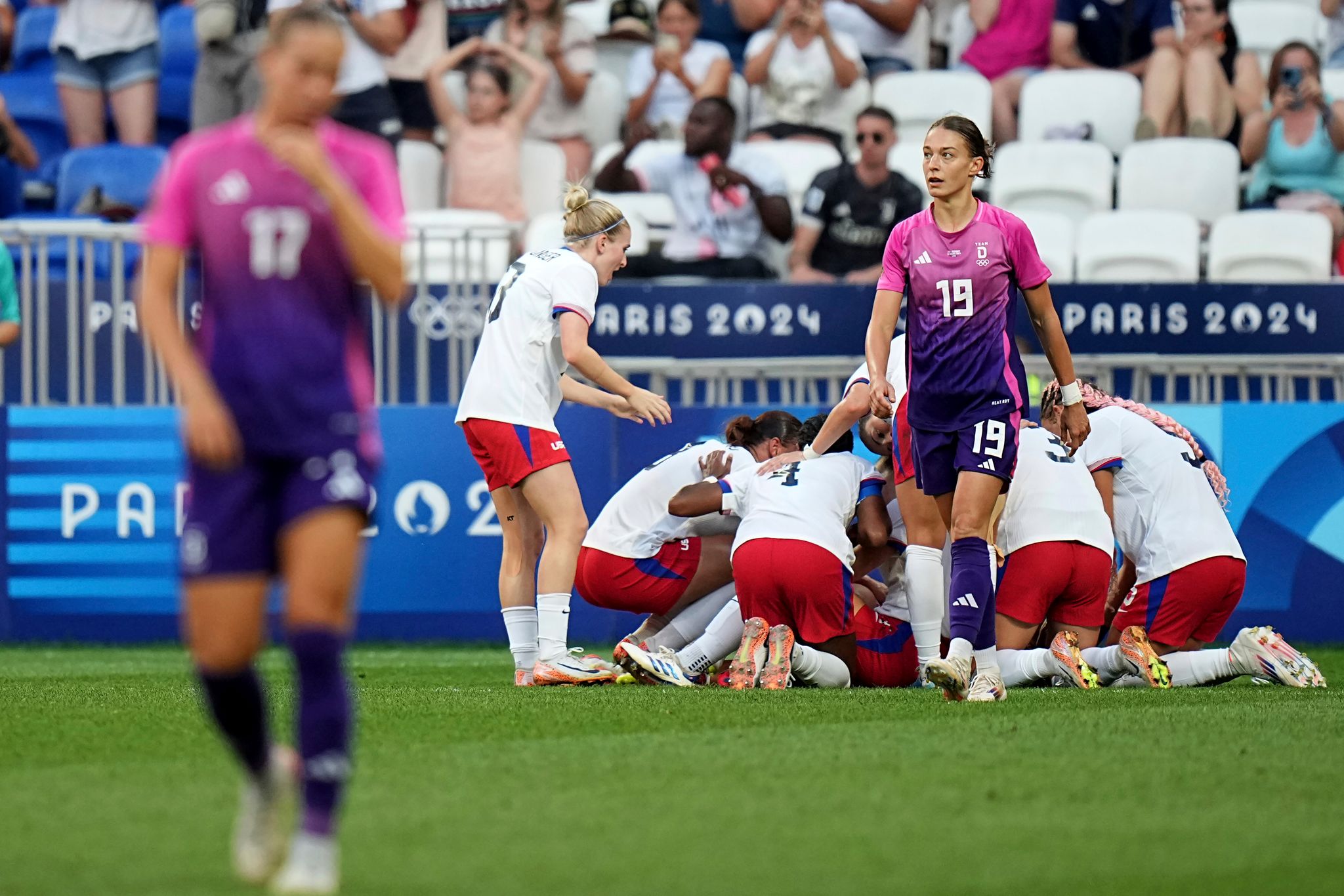Deutsche Fußballerinnen trotz Halbfinal-Niederlage kämpferisch