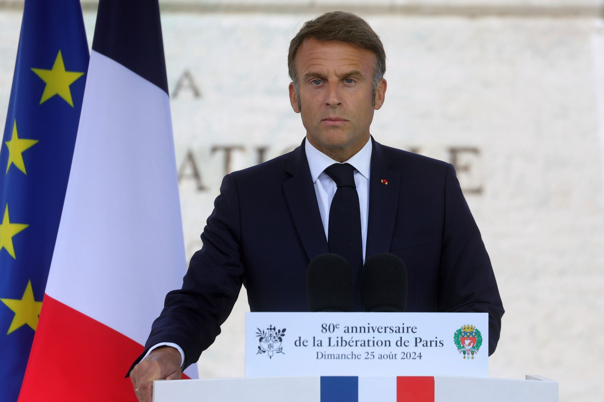 Macron führt Sondierungsgespräche mit Zentrums-Fraktionen