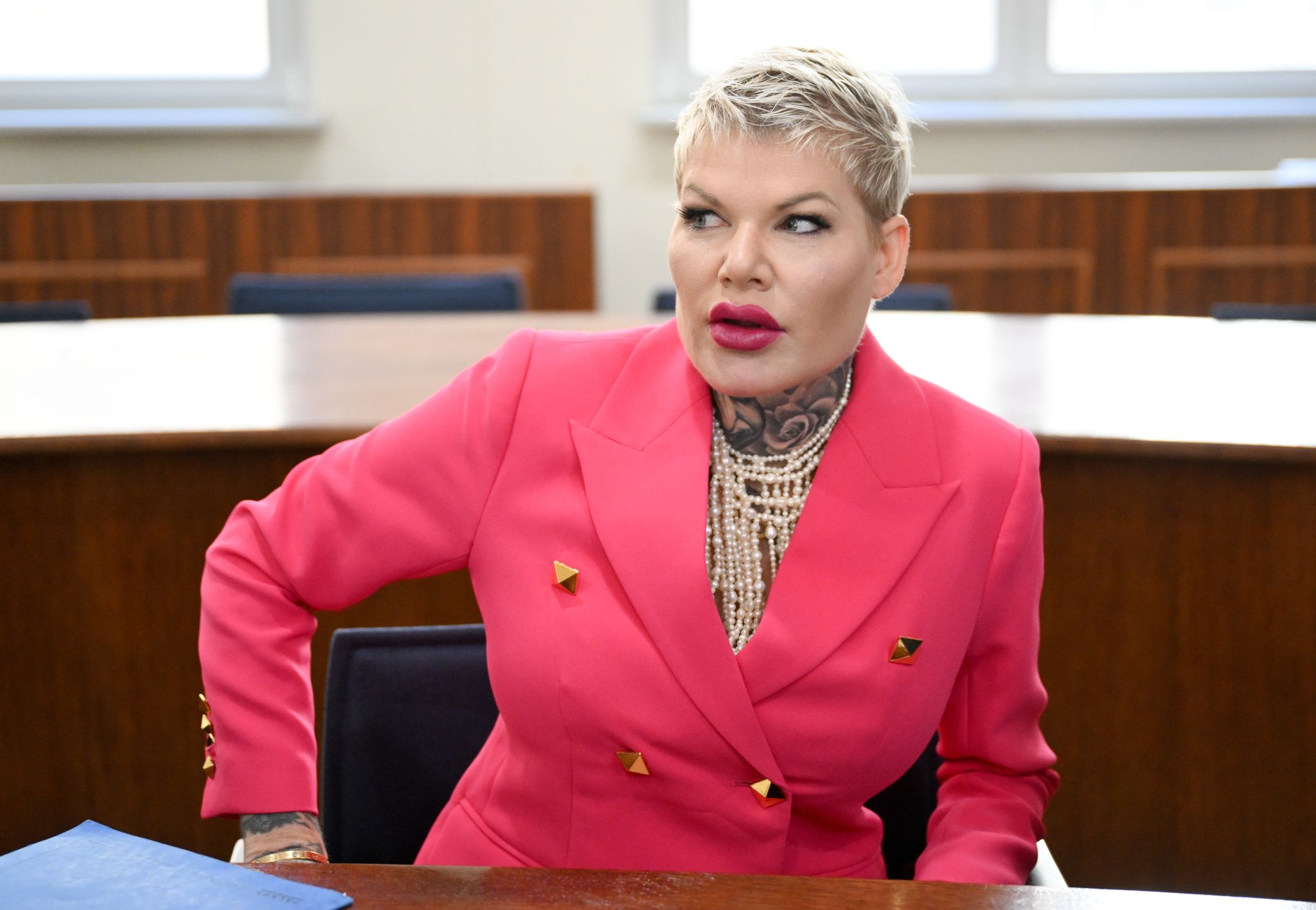 Melanie Müller wegen Hitlergrußes zu Geldstrafe verurteilt