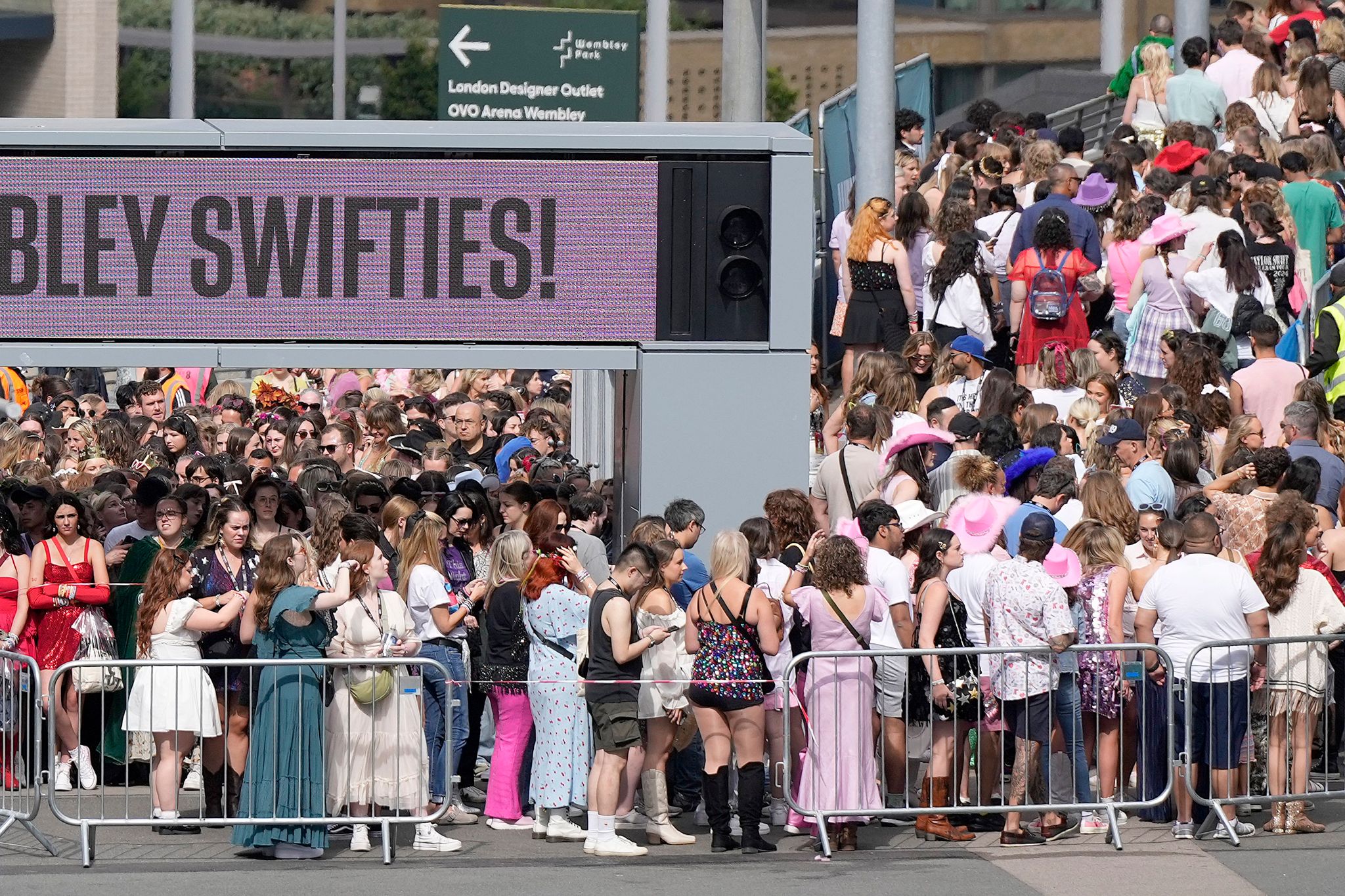 Angespannte Stimmung vor Taylor Swift Konzert in London