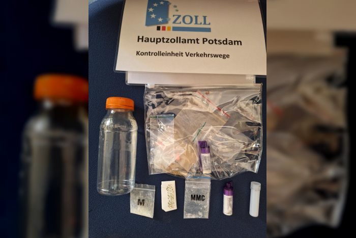 Berlin: Zoll stoppt Fahrer unter Drogeneinfluss
