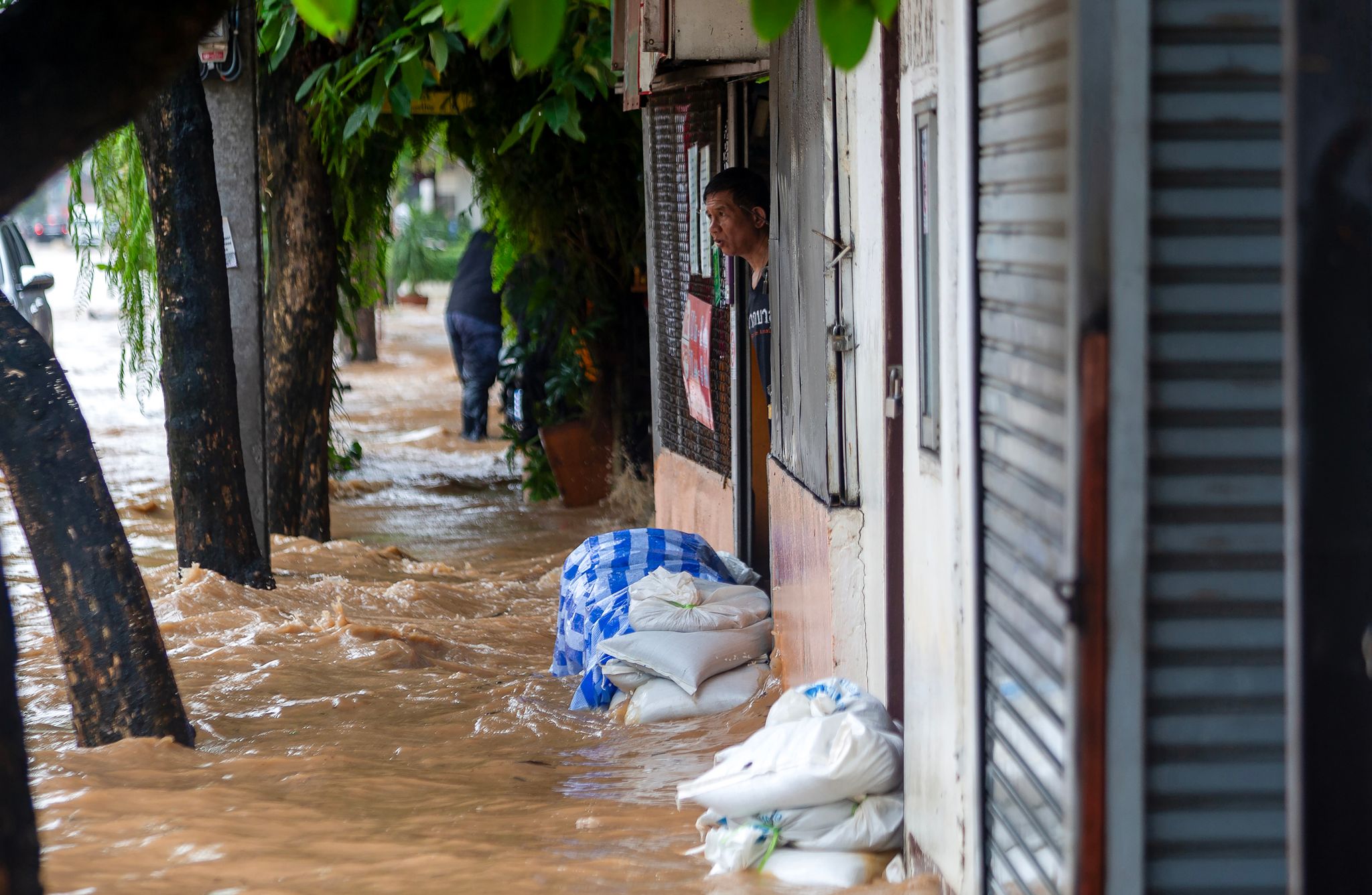 Chiang Mai unter Wasser: Touristenstadt kämpft mit Überschwemmungen