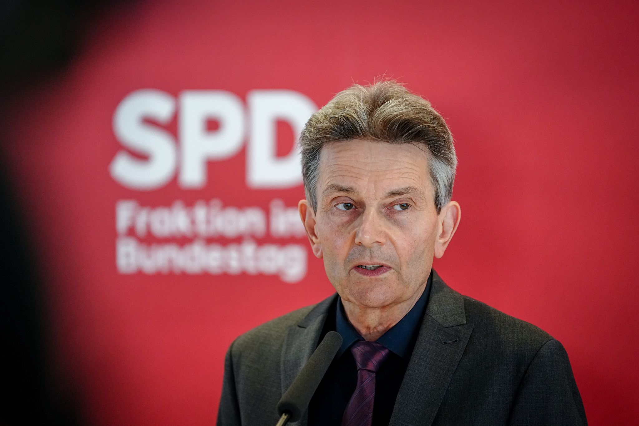 Mützenich schlägt Kontaktgruppe für Ukraine-Vermittlung vor