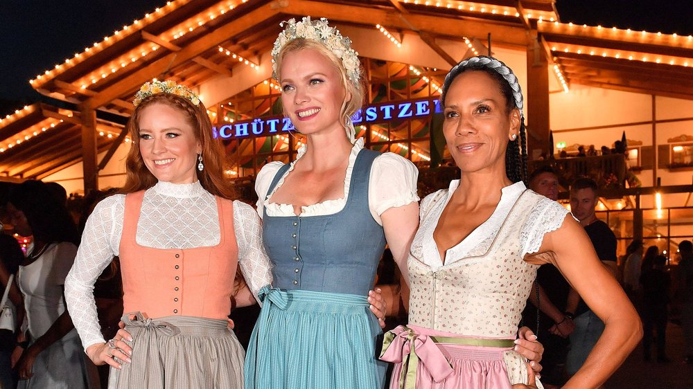 Dirndl-Trends 2024: Perfekt gestylt für das Oktoberfest in München