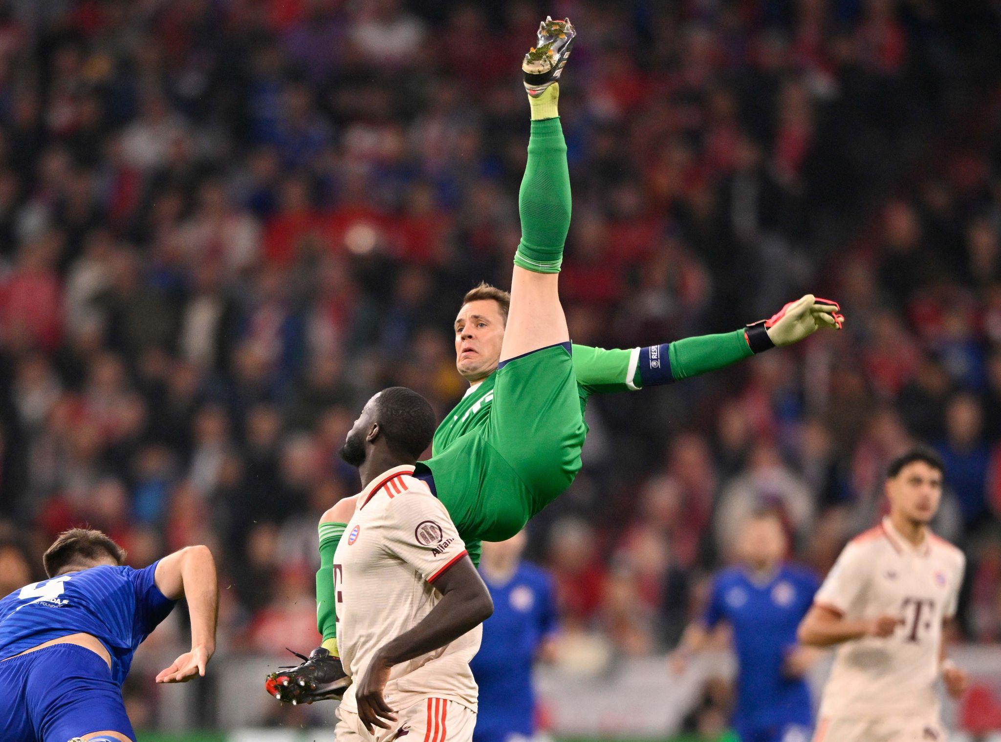 Bayern hofft auf Neuer im Bundesliga-Topspiel