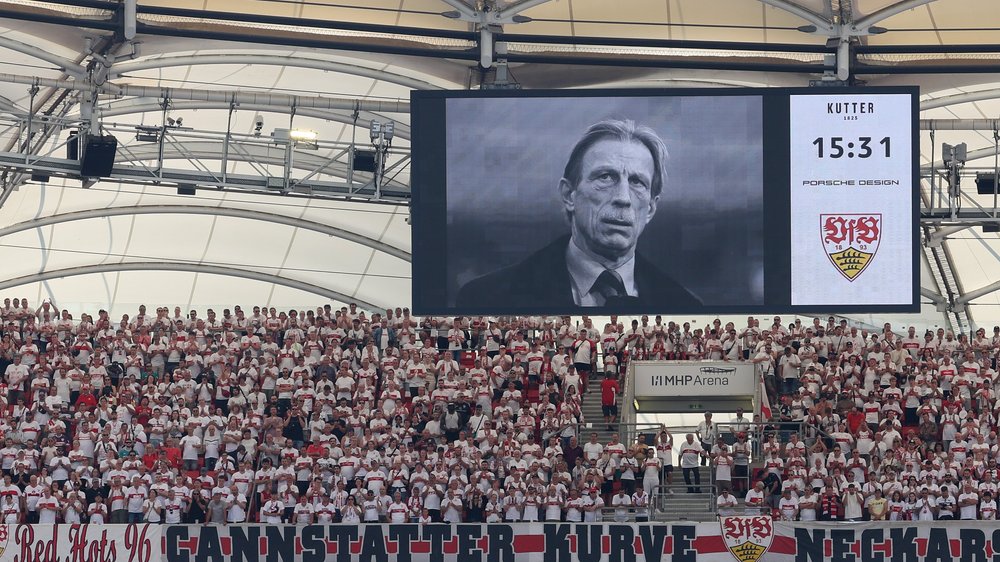 Abschied von Trainer-Legende Christoph Daum im Kölner Stadion