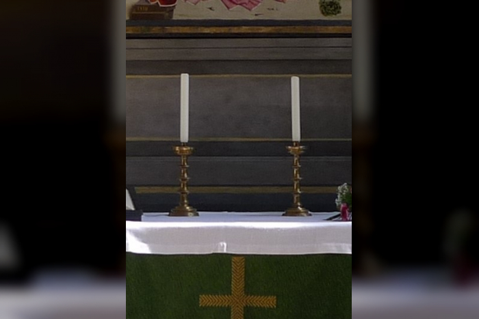 Korbach: Diebstahl von drei Kerzenständern aus Nikolaikirche