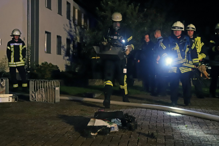 Neunkirchen: Feuerwehr löscht Akku-Brand schnell