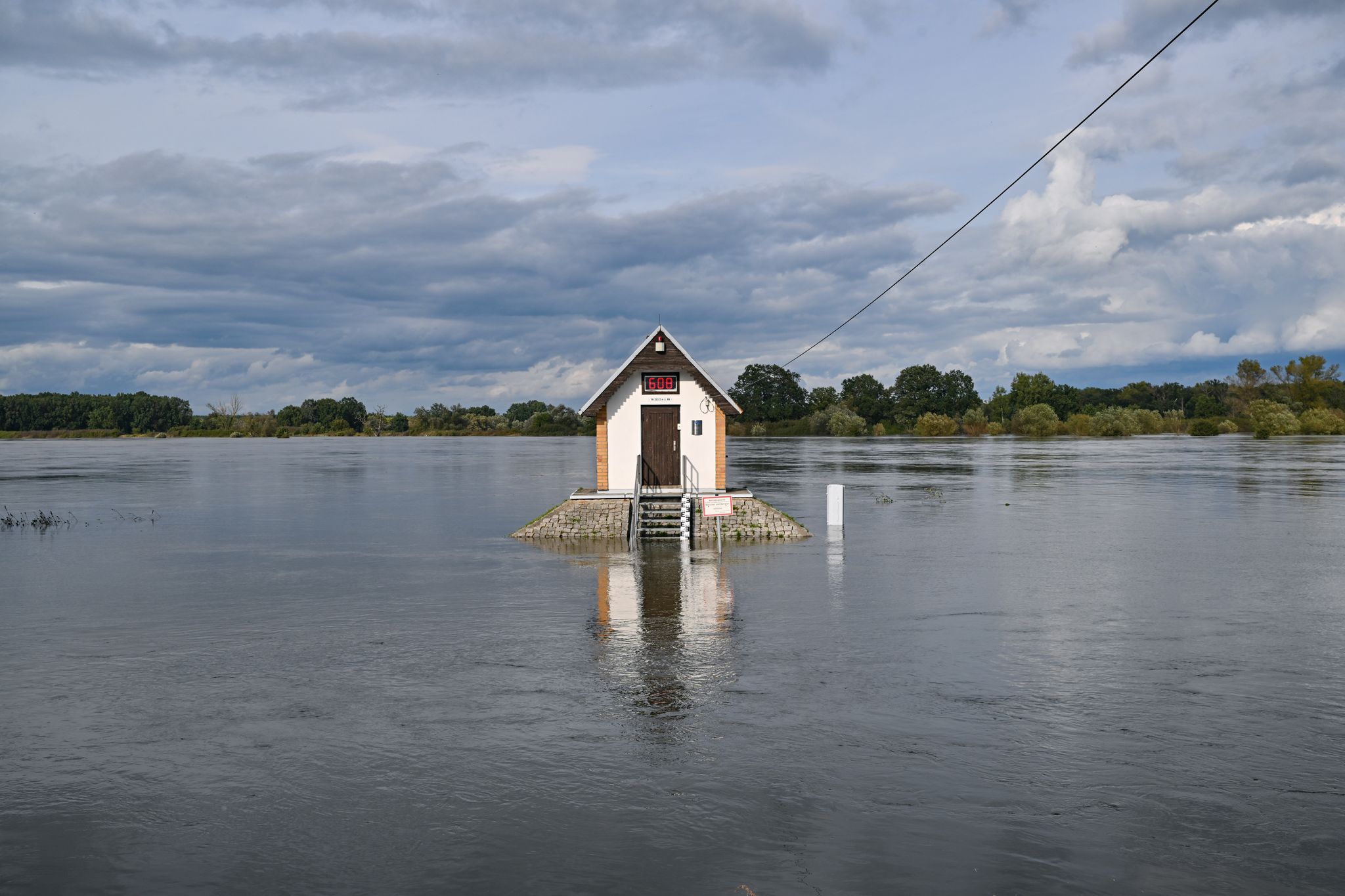 Hochwasser hält Oder-Regionen in Alarmbereitschaft
