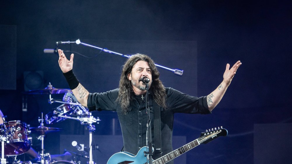 „Außerhalb“ seiner Ehe: Dave Grohl ist wieder Vater geworden