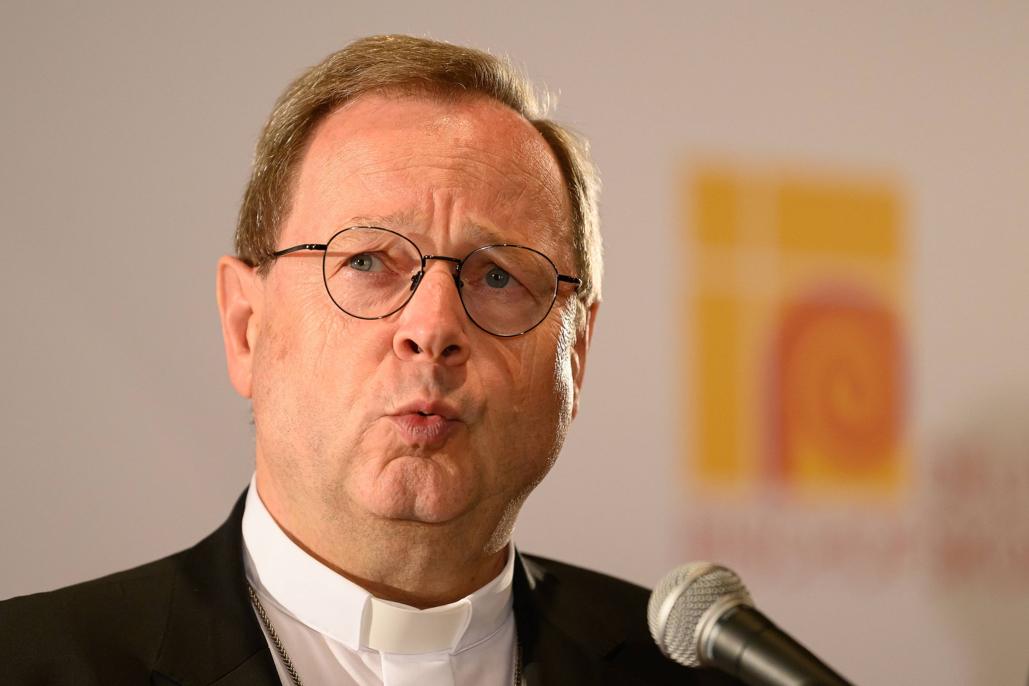 Bätzing: Kirchenaustritte müssen wachrütteln