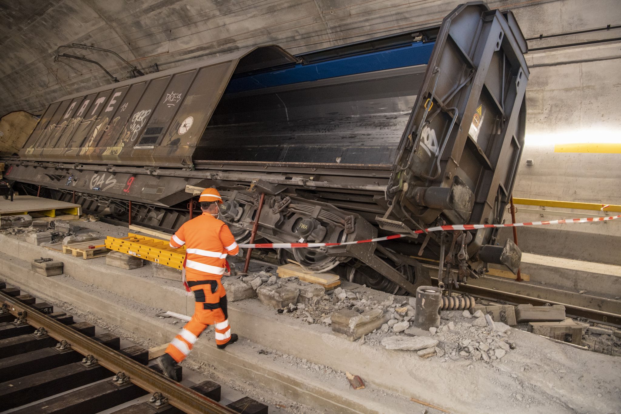 Gotthard-Basistunnel wieder uneingeschränkt geöffnet,Personenzüge verkehren im Halbstundentakt
