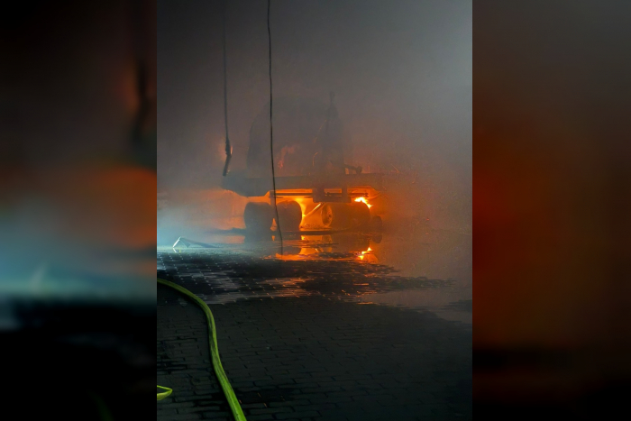 Halle: Großbrand in Gewerbeobjekt