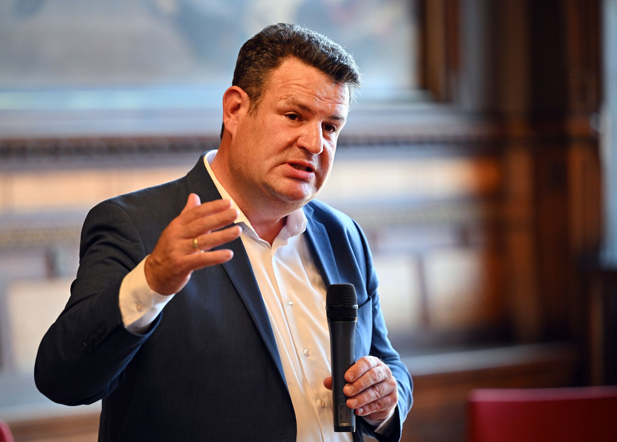 Heil kündigt Nullrunde bei Bürgergeld 2025 an