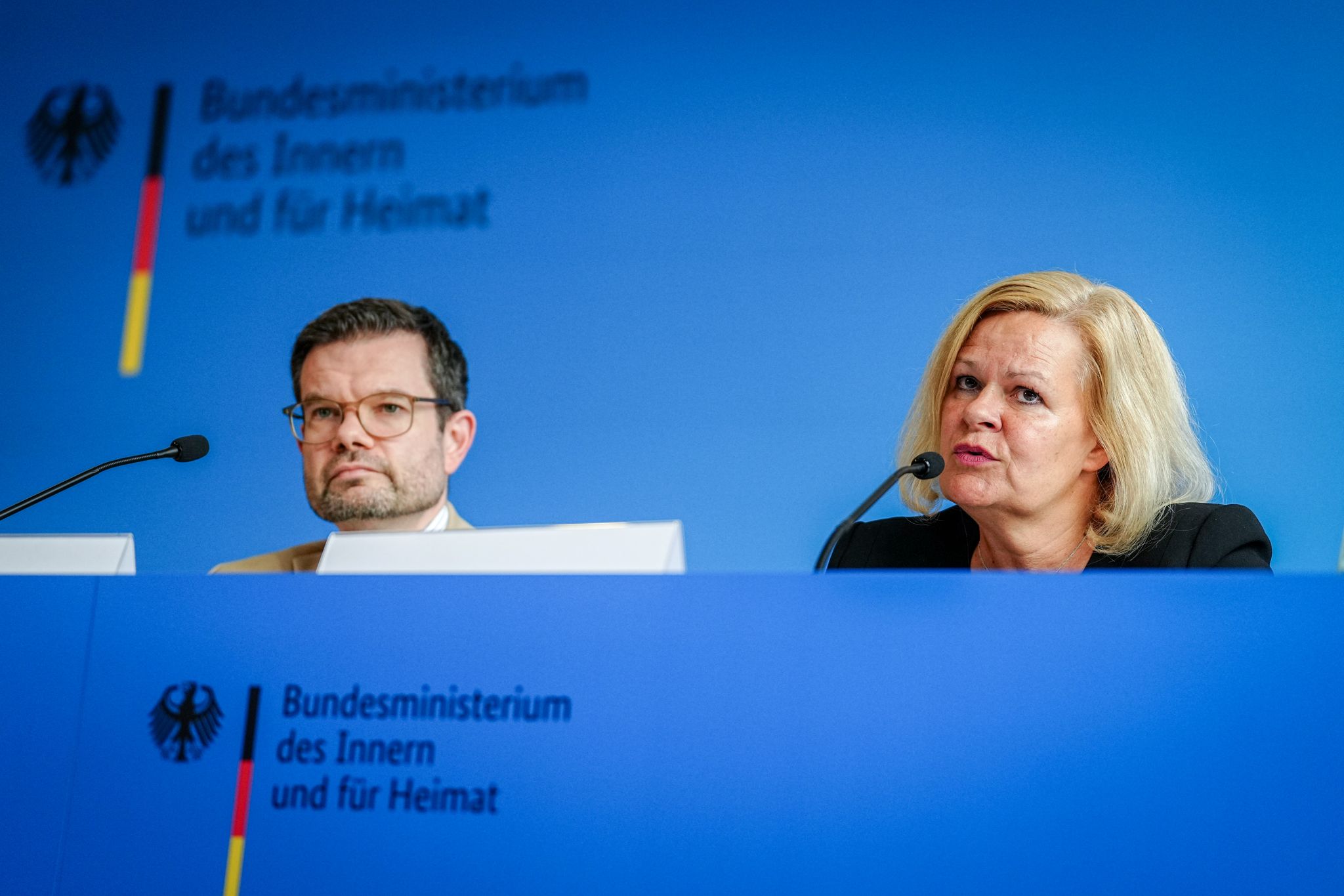 Mehr Zurückweisungen? – Regierung pocht auf Vertraulichkeit