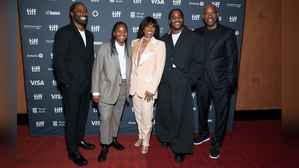 Seltener Auftritt: Denzel Washington zeigt sich mit seiner Familie