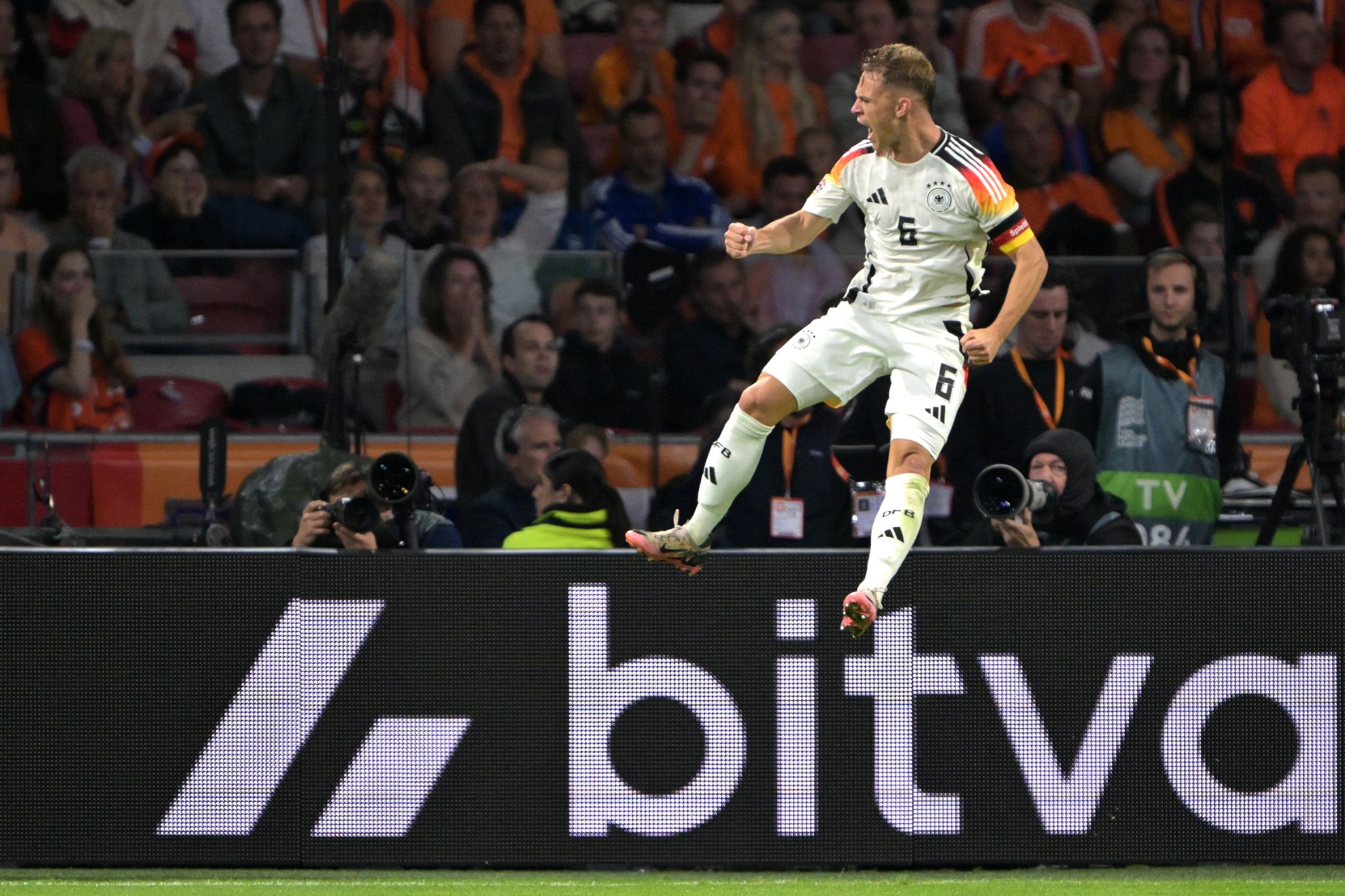 Leidenschaft nach Blitztor: DFB-Team holt 2:2 in Holland