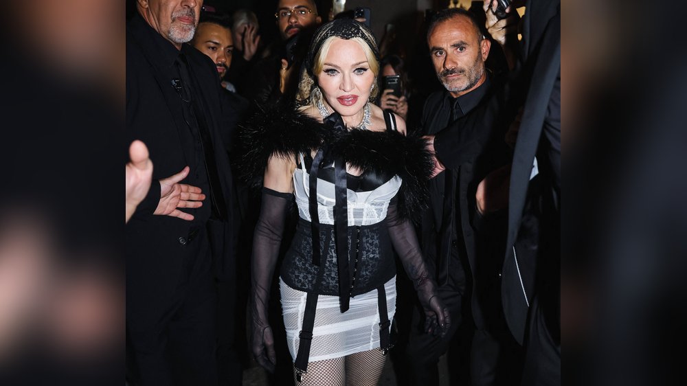 Madonna begeistert bei Mailänder Fashion Week