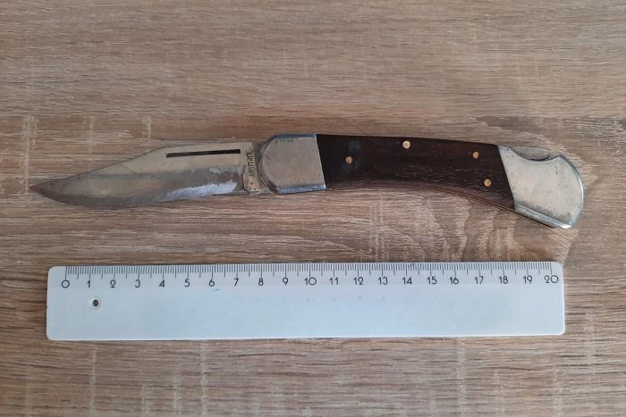 Bahnhof Berlin-Lichtenberg: Polizei stellt Mann mit Messer