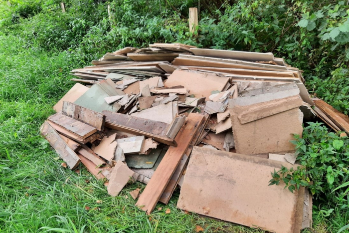 Elmshorn: Illegale Entsorgung von Dämm- und Trockenbauplatten – Zeugenaufruf