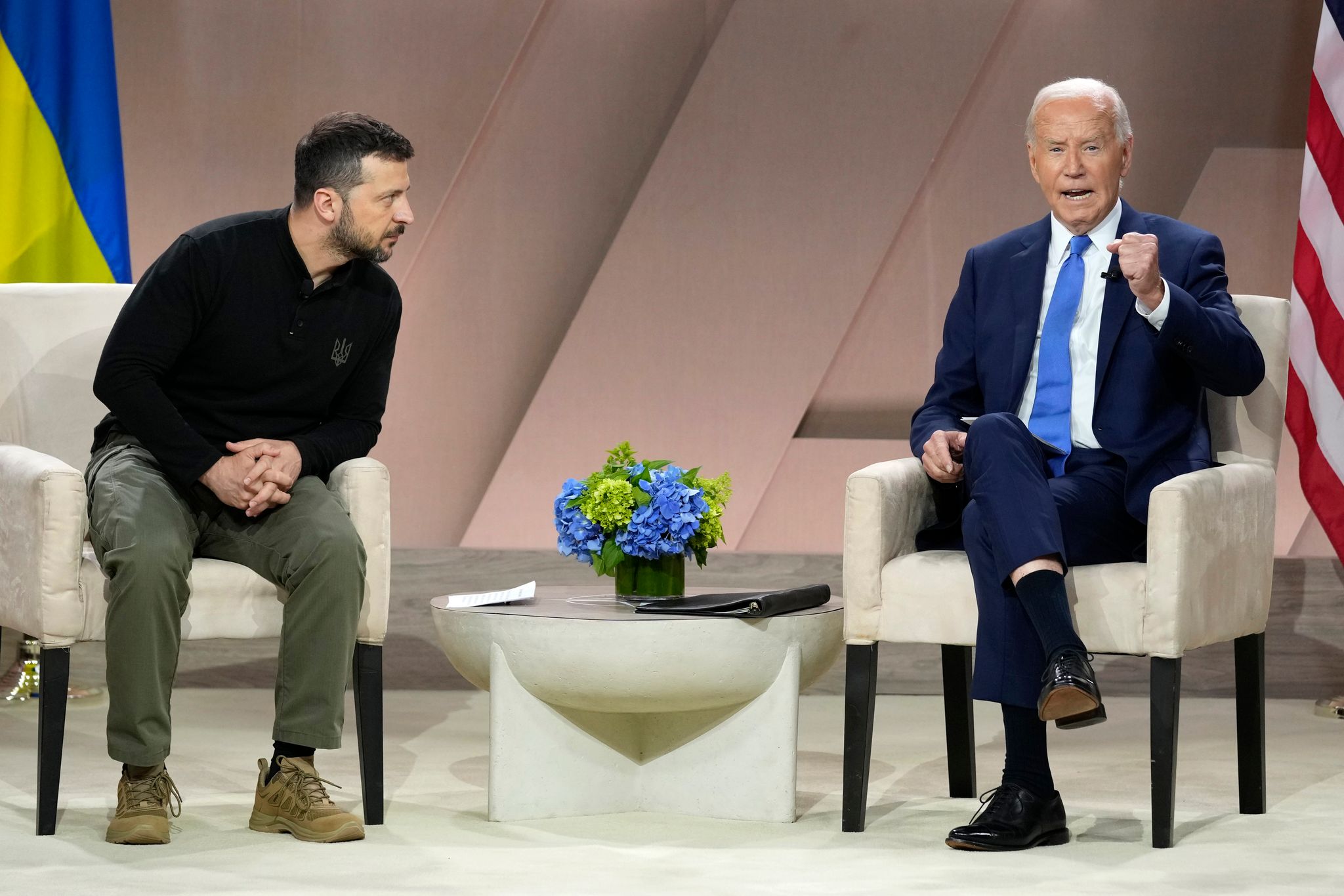 Selenskyj trifft Biden in Washington für Friedensplan-Details