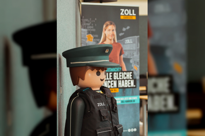Erfurt: ZOLL Karriere beim Hauptzollamt Stralsund