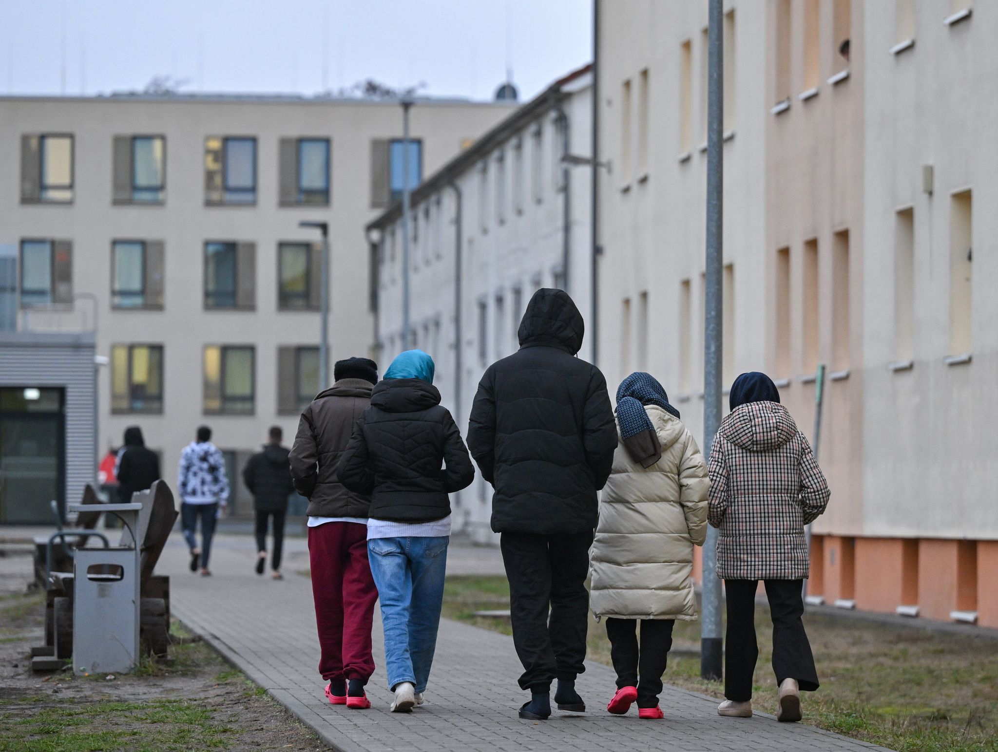 Mehr Asylbewerber bekommen staatliche Leistungen