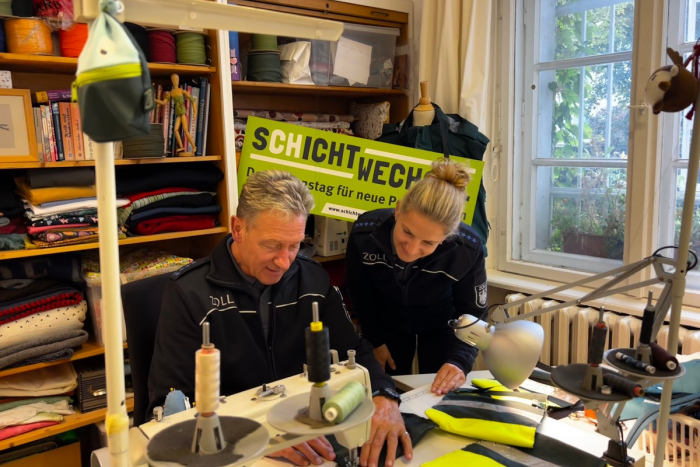 Stuttgart: Aktionstag Schichtwechsel des Zolls