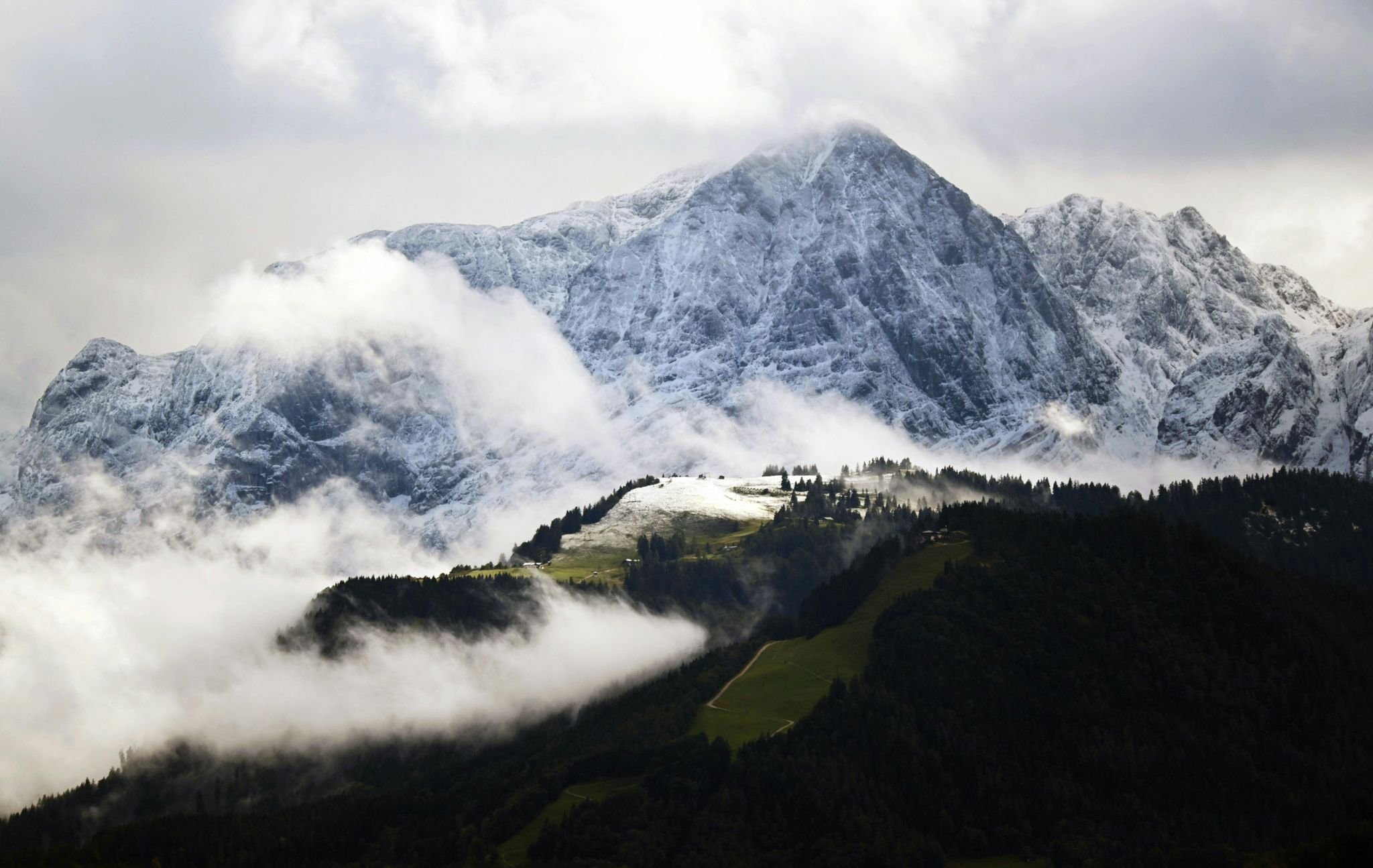 Bei Suche nach deutschem Bergsteiger leblose Person entdeckt