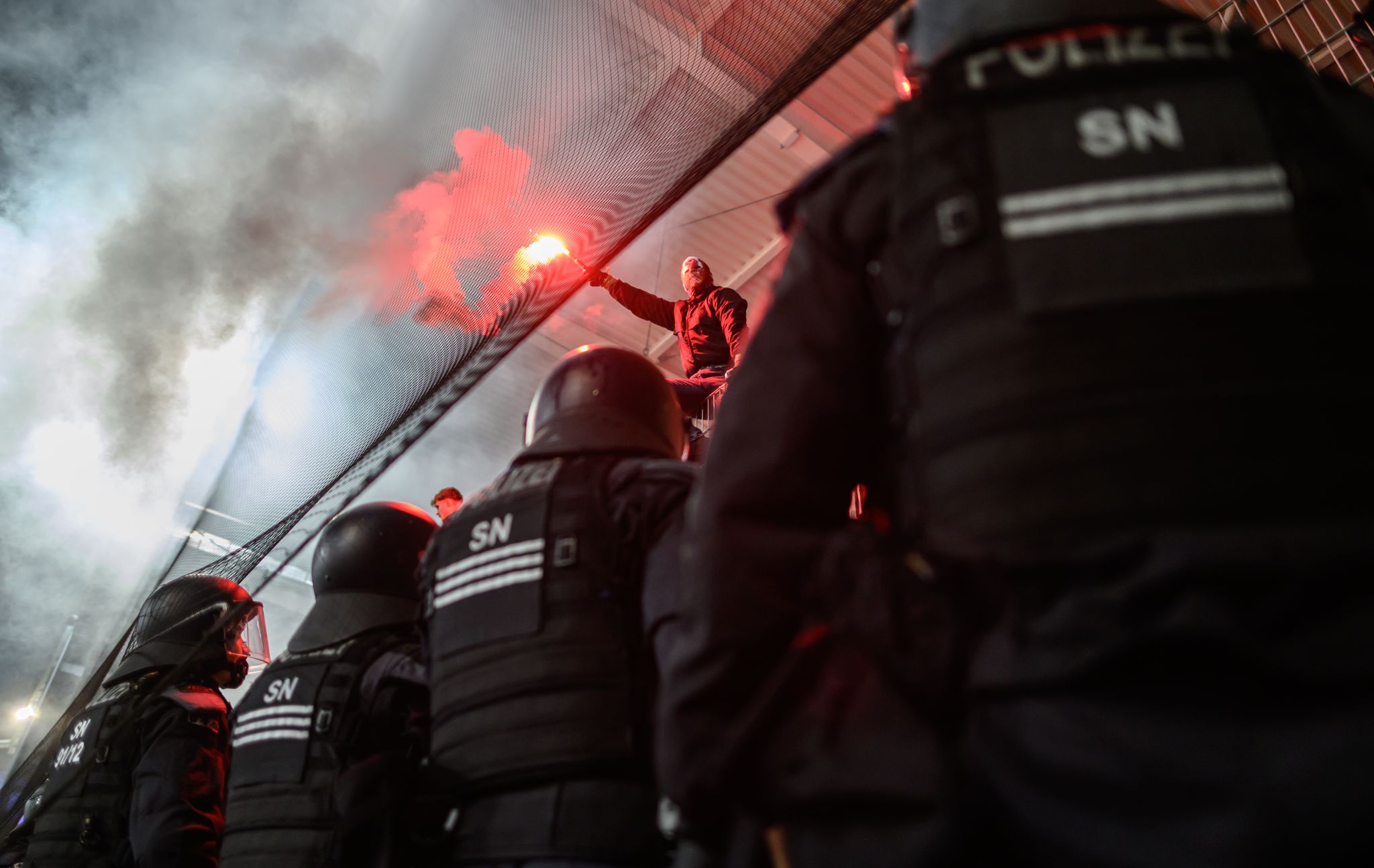 Mehr Straftaten und Verletzte rund um Bundesligaspiele