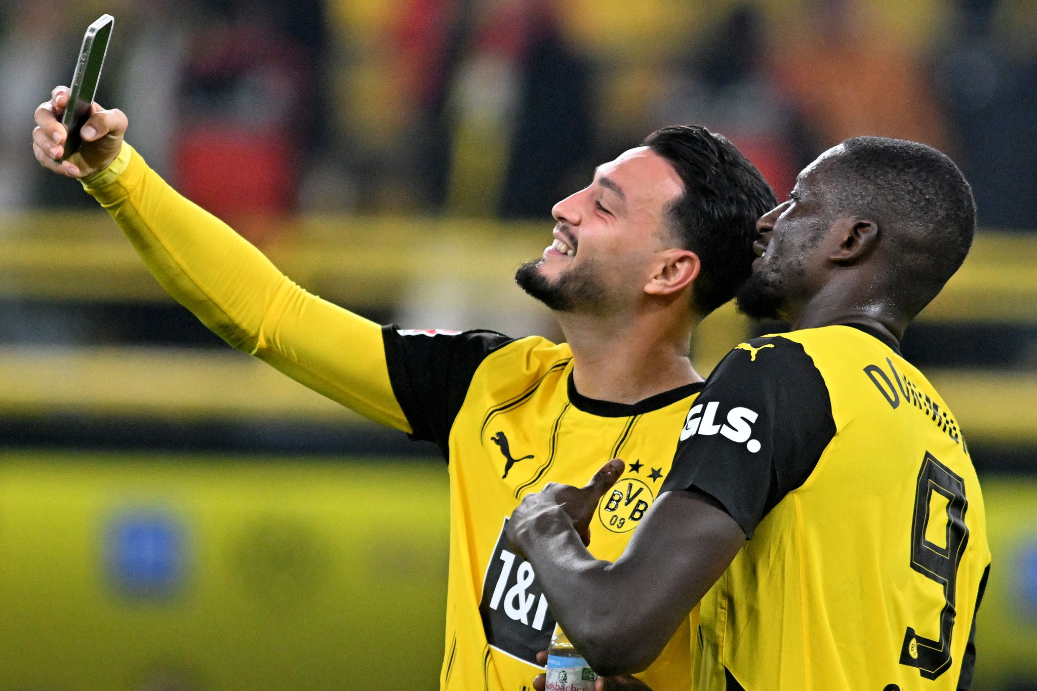 BVB-Retter in der Not: Lob für Guirassy und Bensebaini