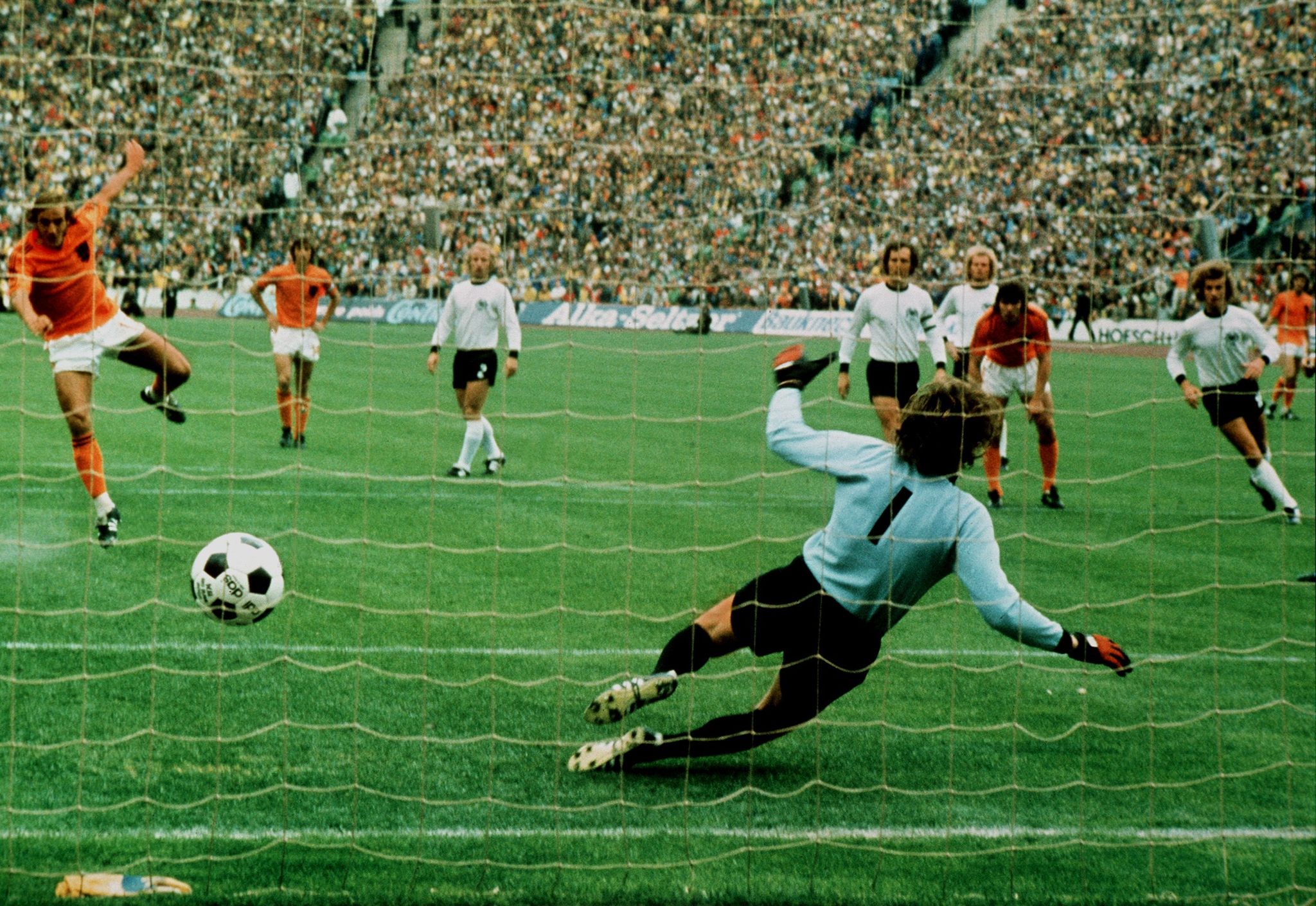 Fußballwelt trauert um Johan Neeskens