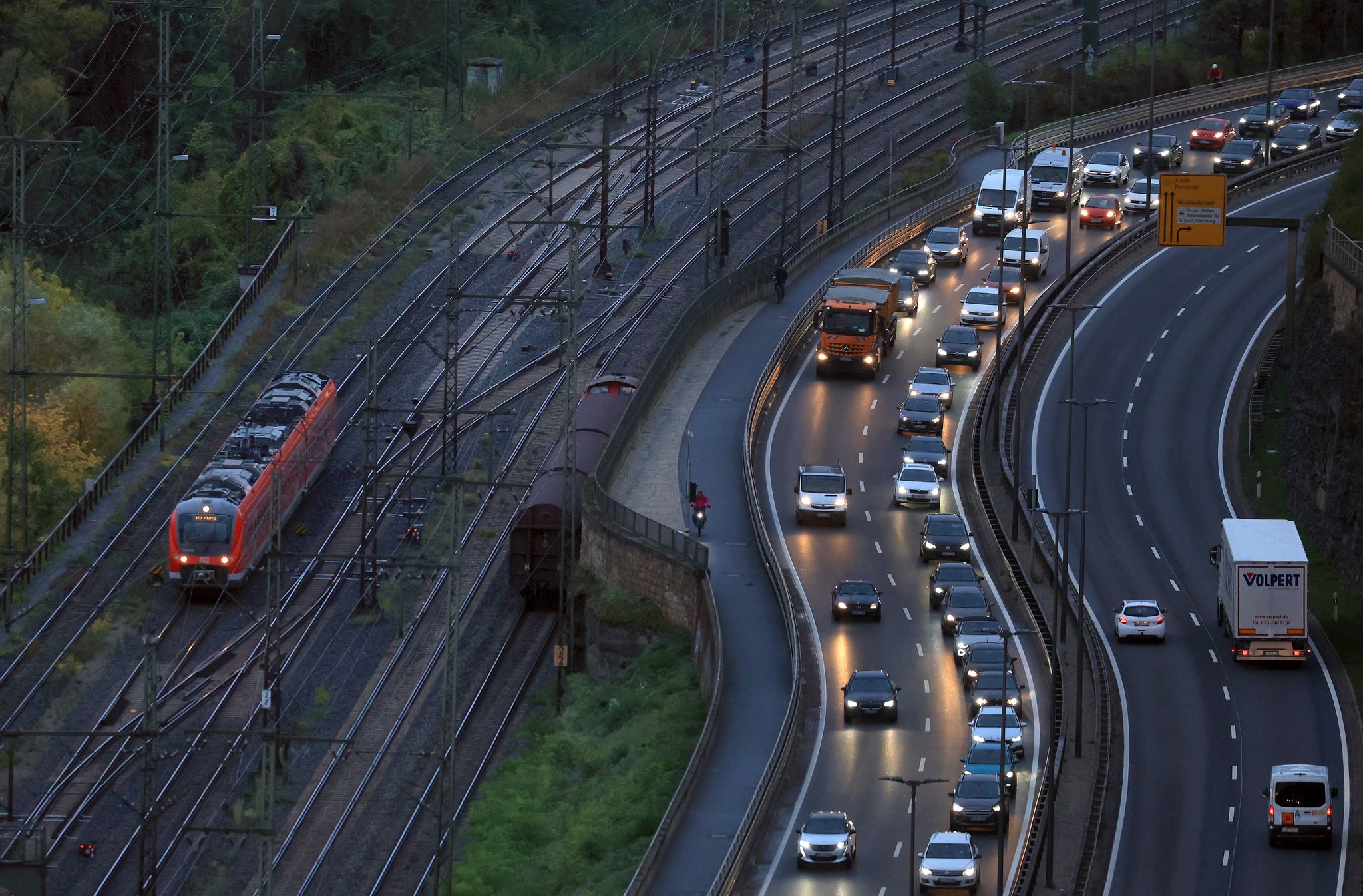 Minister wollen Milliarden für Neustart bei Infrastruktur