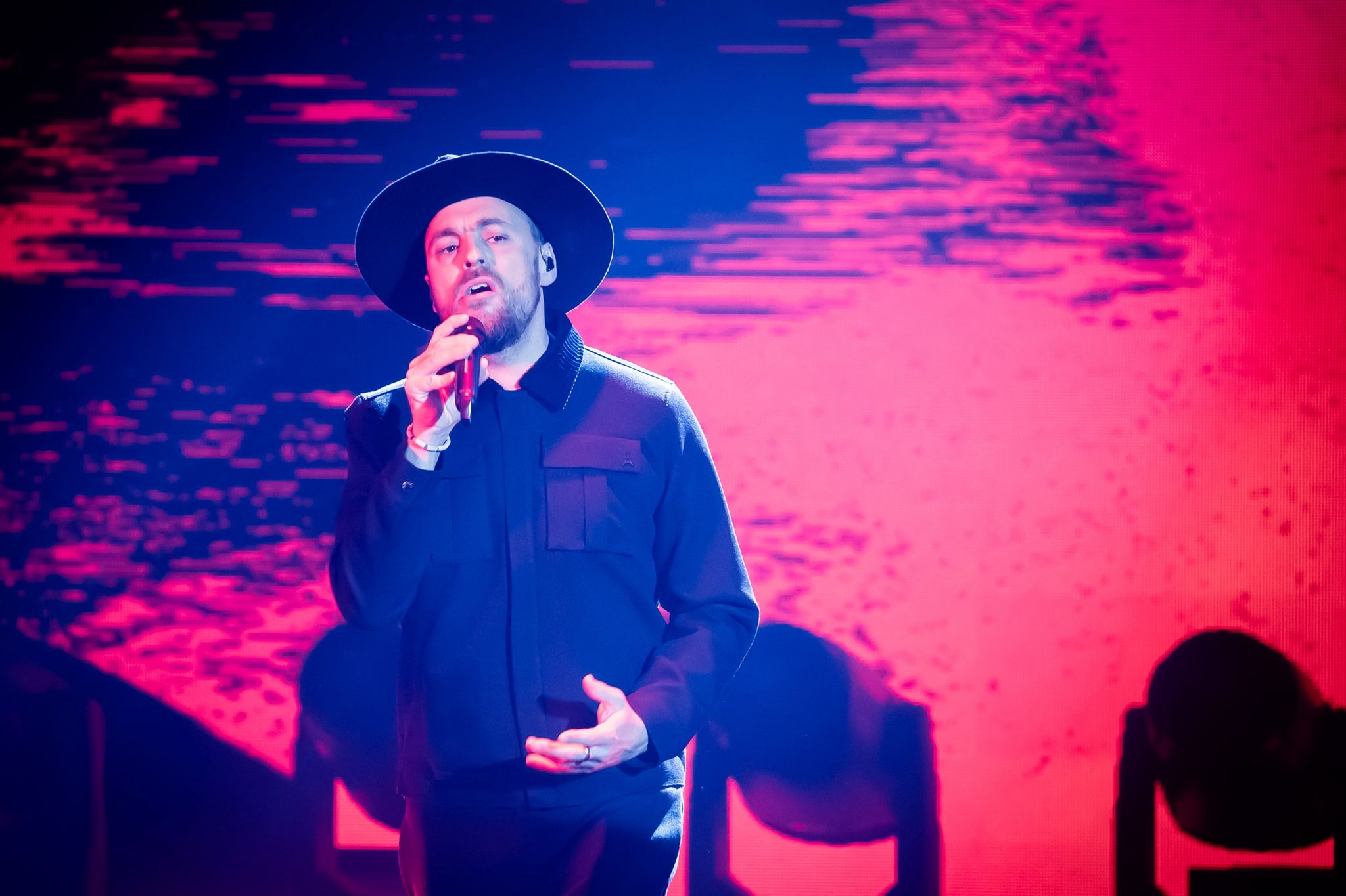 Max Mutzke feiert 20-jähriges Bühnenjubiläum mit Buch und Album