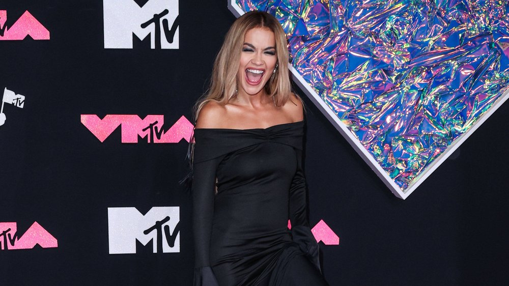 Rita Ora moderiert erneut die MTV EMAs in Manchester
