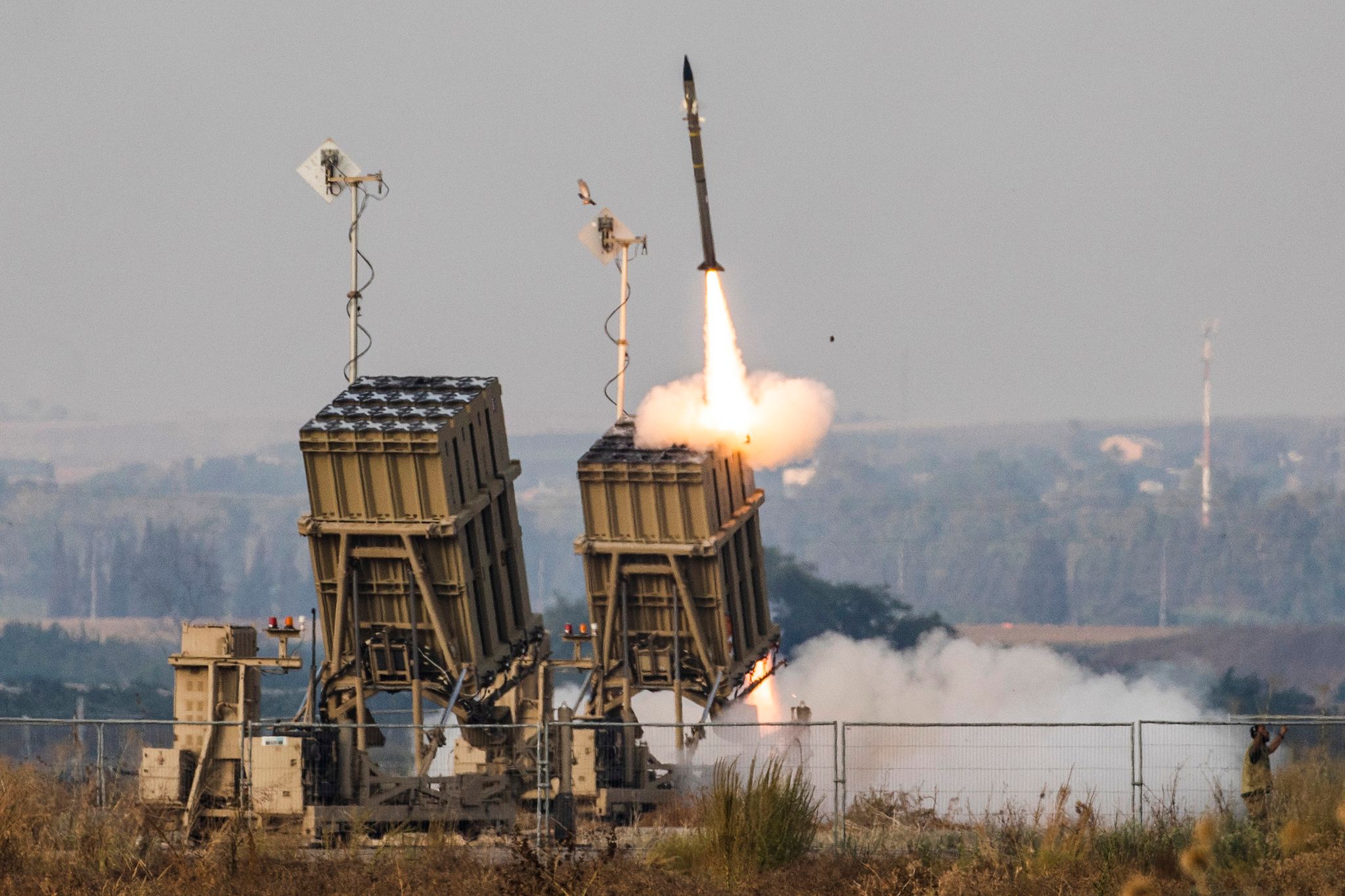 Israel von Raketen aus dem Libanon getroffen,Hisbollah feuert 200 Geschosse auf den Norden Israels ab. Luftalarm in vielen Ortschaften.