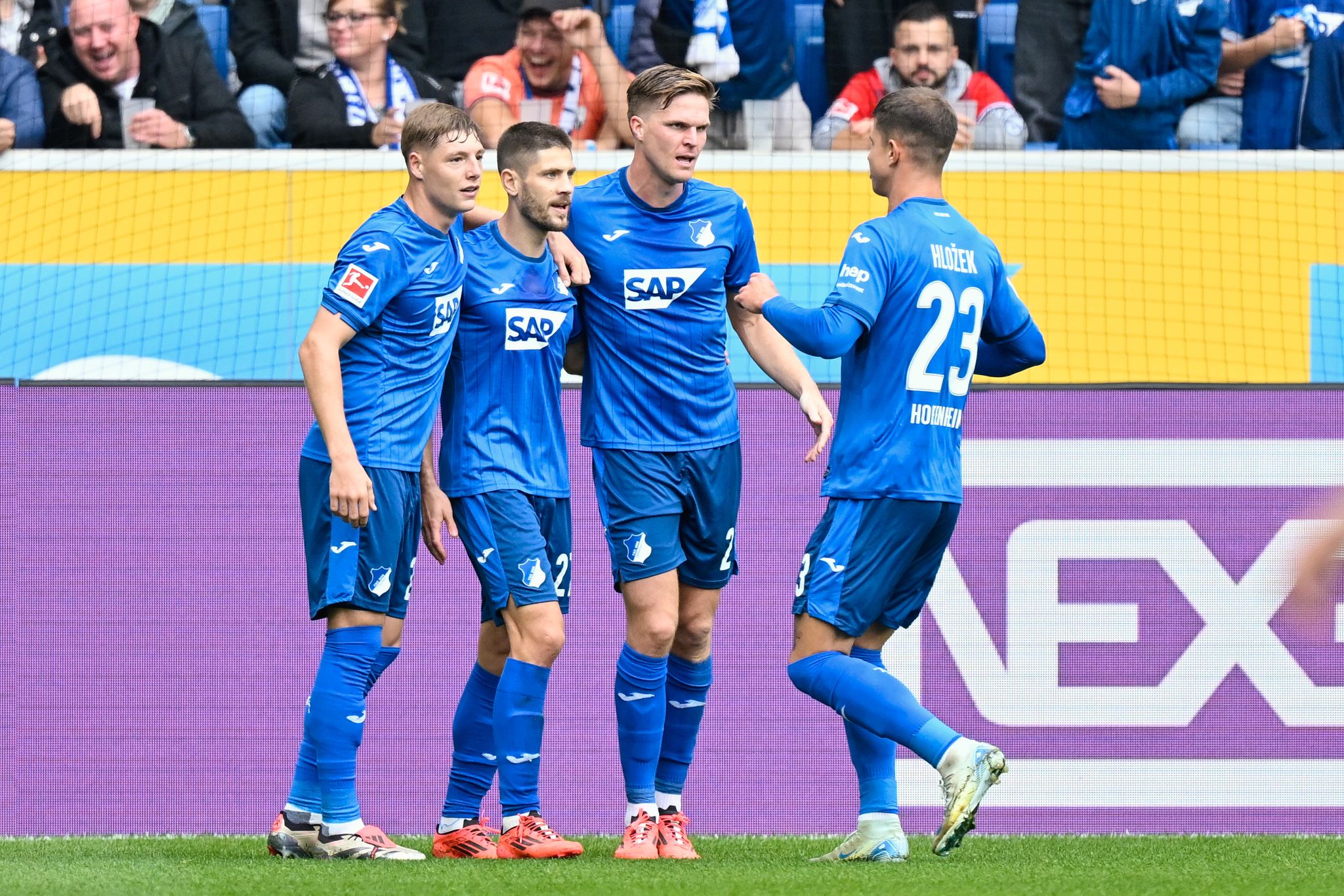 Historischer Sieg für Hoffenheim, ein Elfmeter rettet den Tag