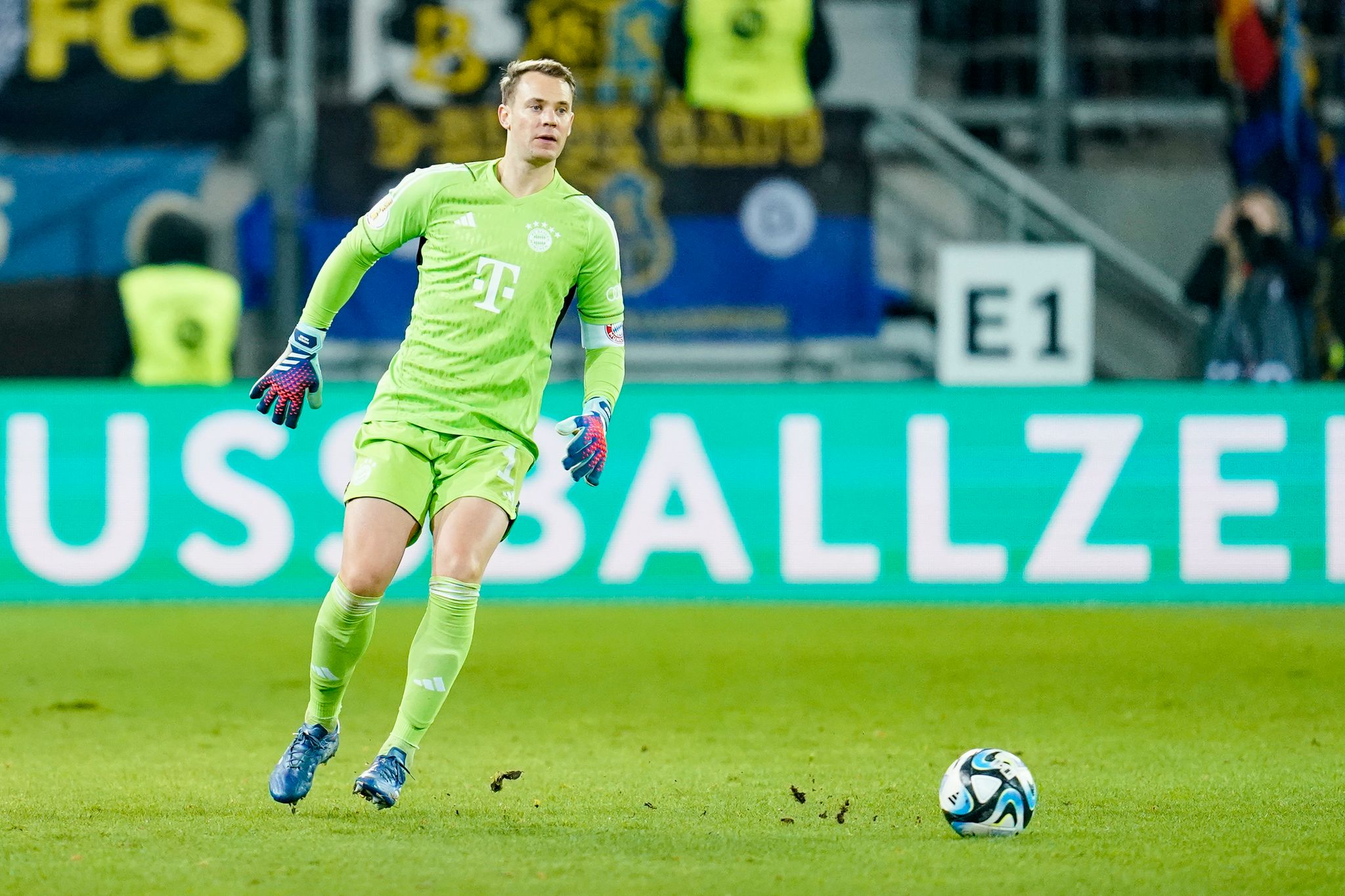 FC Bayern vor DFB-Pokal, Rasen kein Hindernis für Kompany