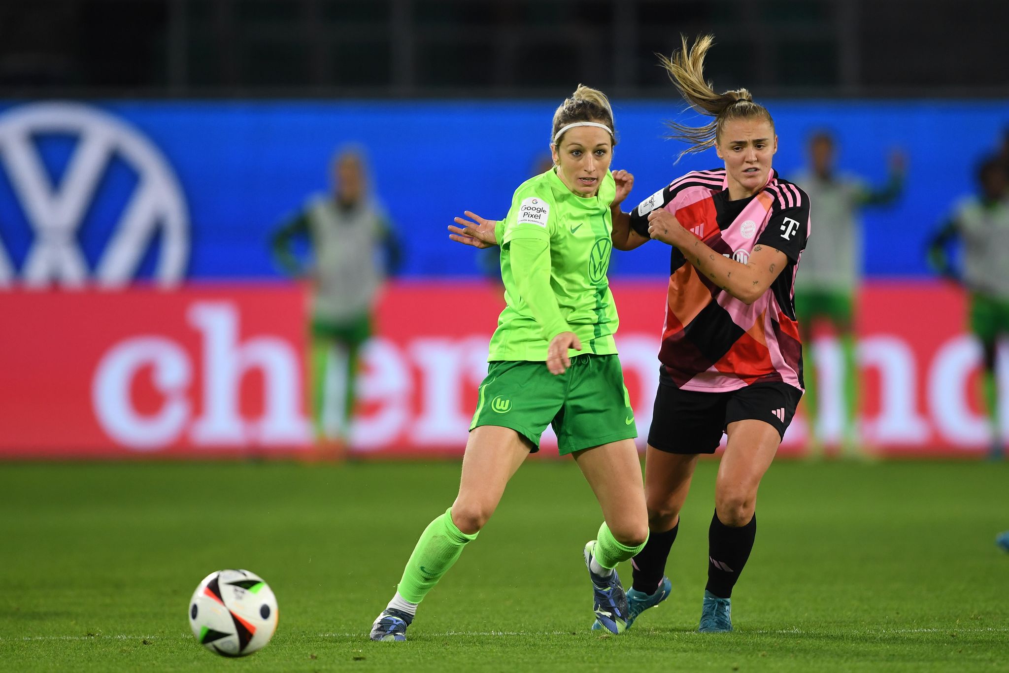 Überraschungscoup des VfL: Wolfsburg besiegt Bayern im Topspiel