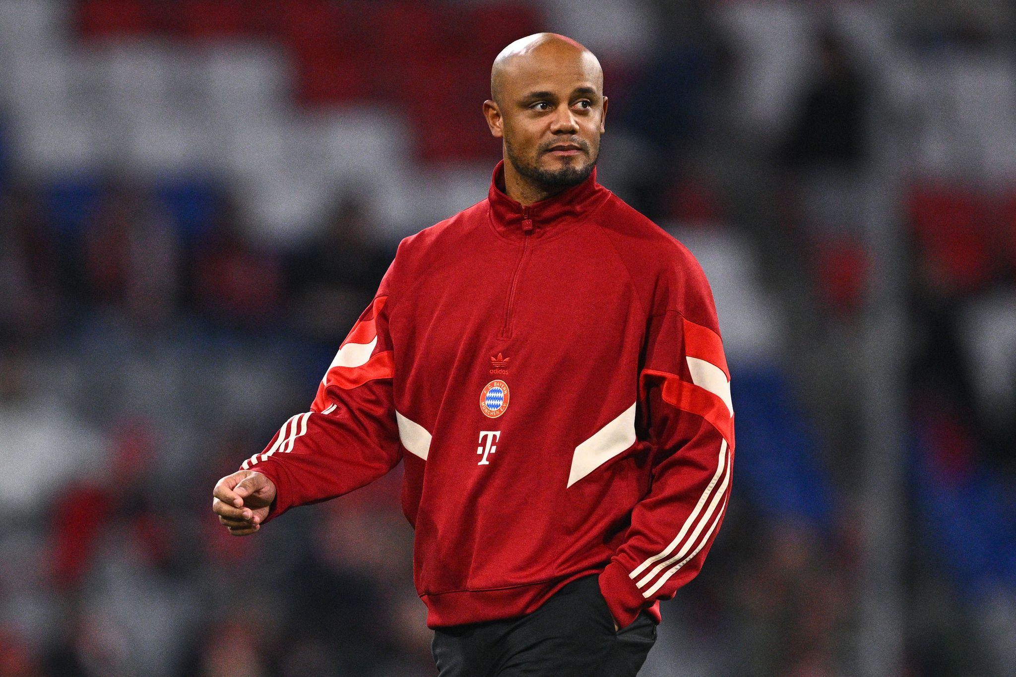 Bayern-Trainer Vincent Kompany vor Bundesliga-Topspiel gegen Borussia Dortmund