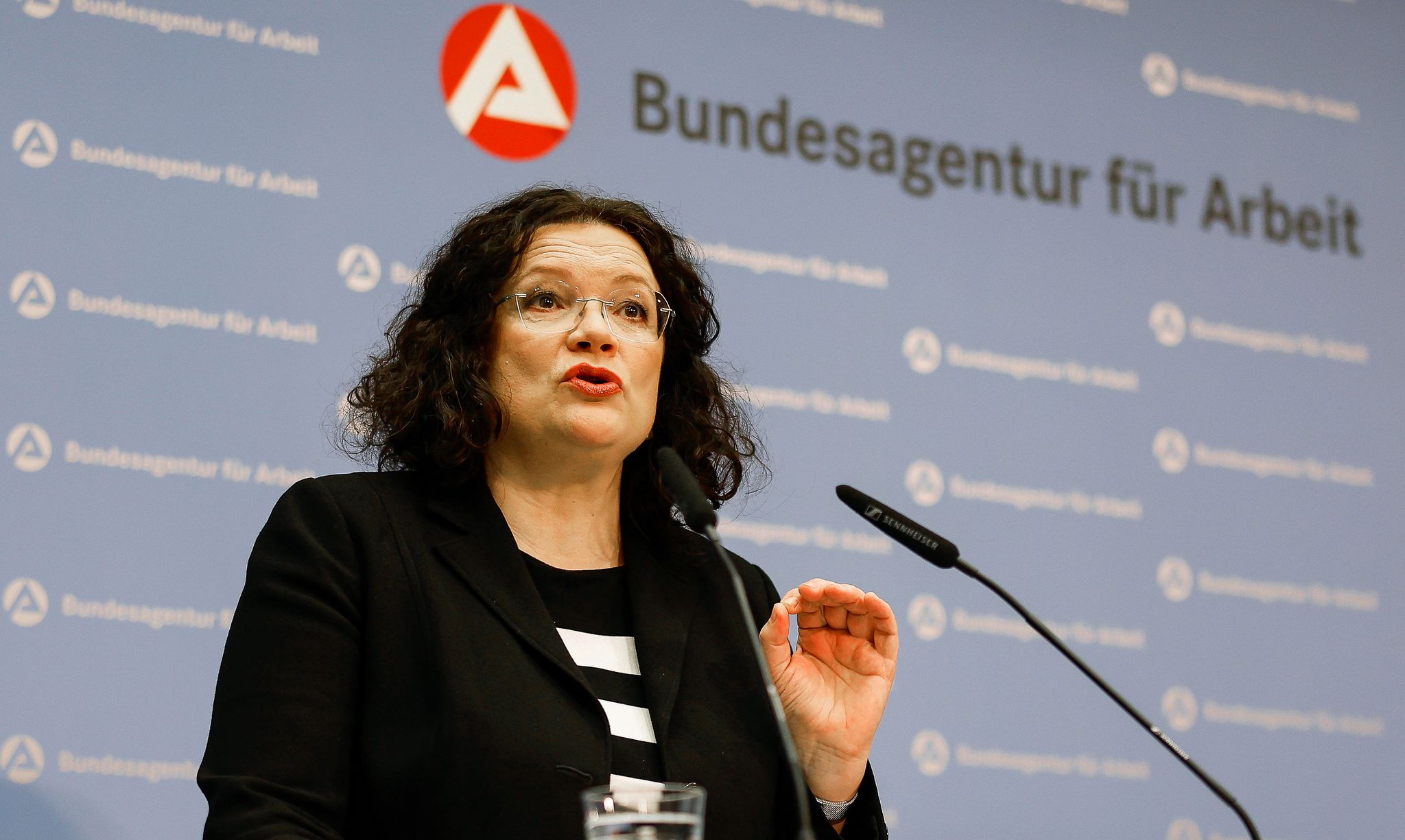 «SOS vom Arbeitsmarkt» – Nahles: Geht in falsche Richtung