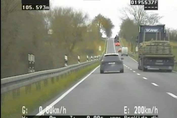 Rasante Geschwindigkeitsübertretung bei Altentreptow