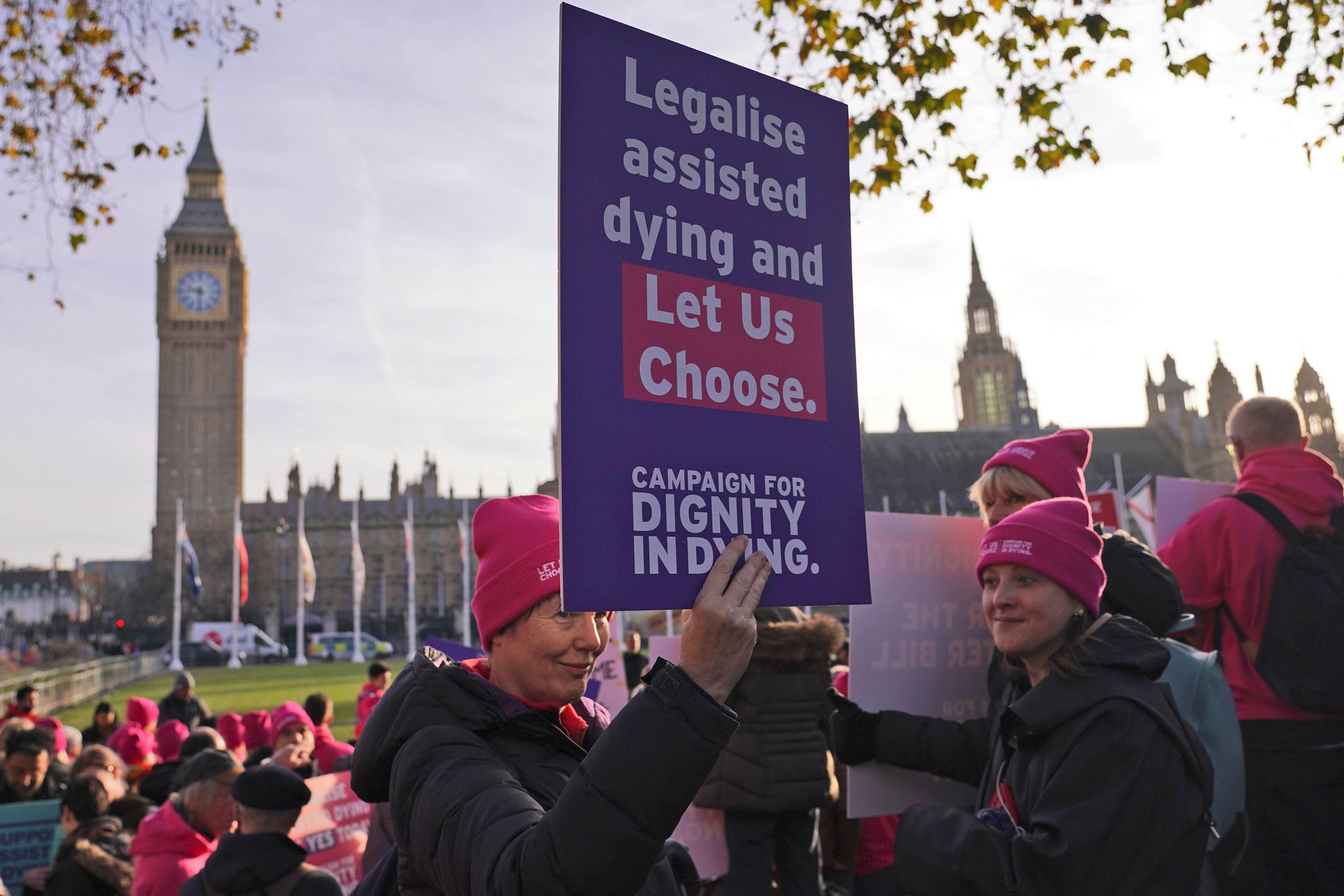 GB: Mehrheit im Unterhaus für Sterbehilfe,Debatte um Legalisierung in England und Wales spaltet britische Gesellschaft.