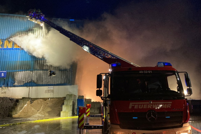 Uetersen: Feuer in Tornesch gelöscht nach 13 Stunden