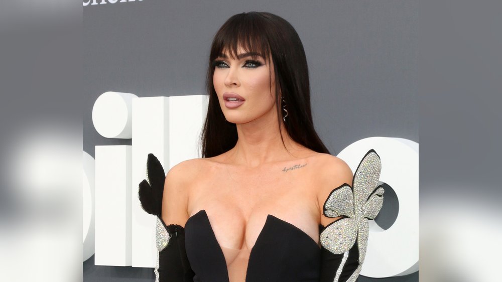 Megan Fox: Glamouröses Babybauch-Shooting im Spitzen-Look