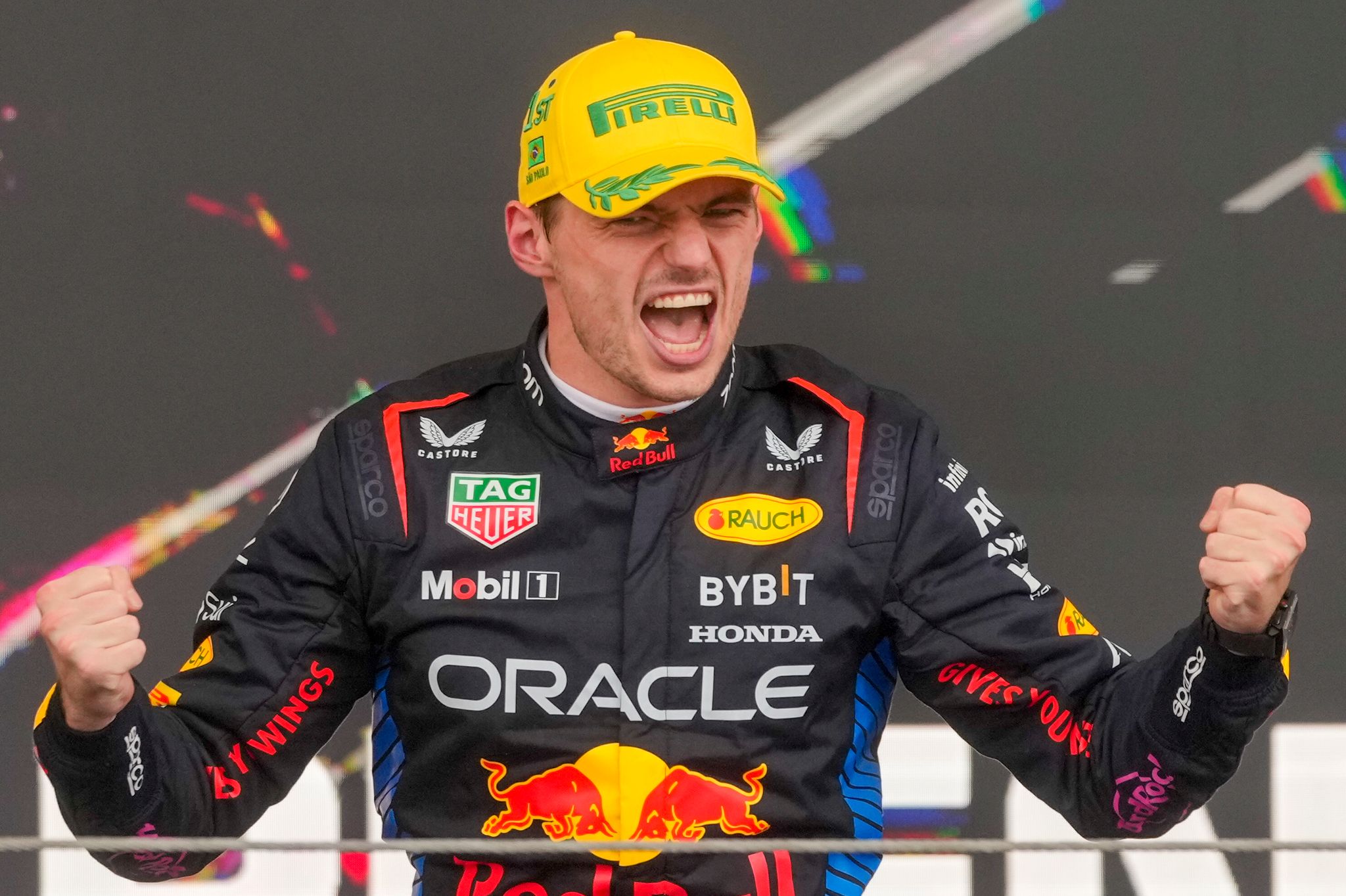 Max Verstappen triumphiert in São Paulo