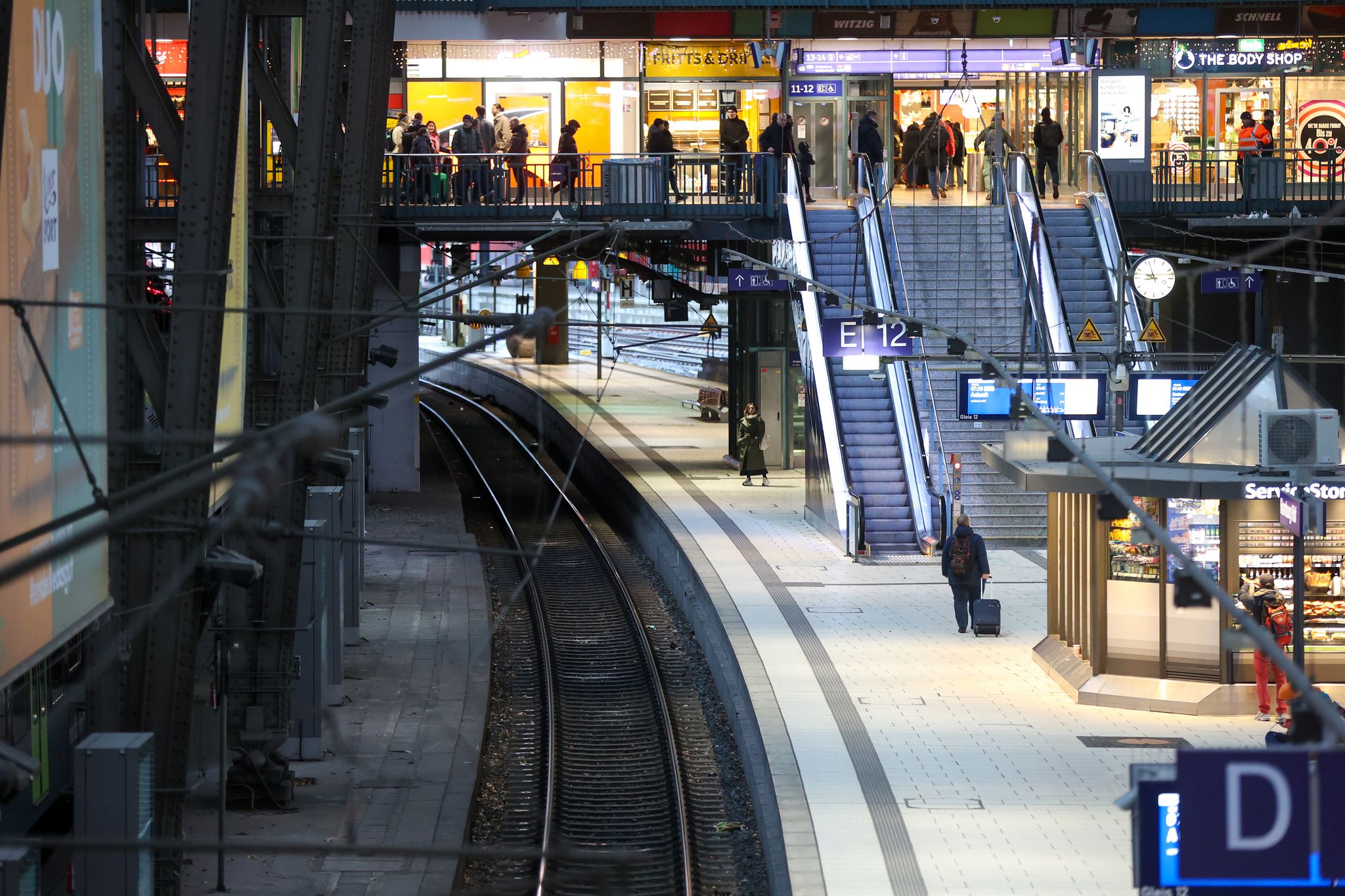 Schwere Zugunfälle in Nord- und Westdeutschland führen zu massiven Einschränkungen im Bahnverkehr